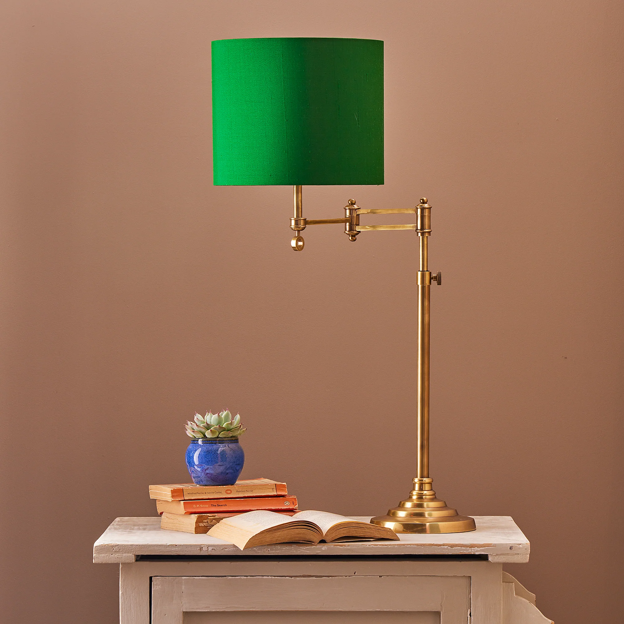 Hilts table lamp in aged brass
