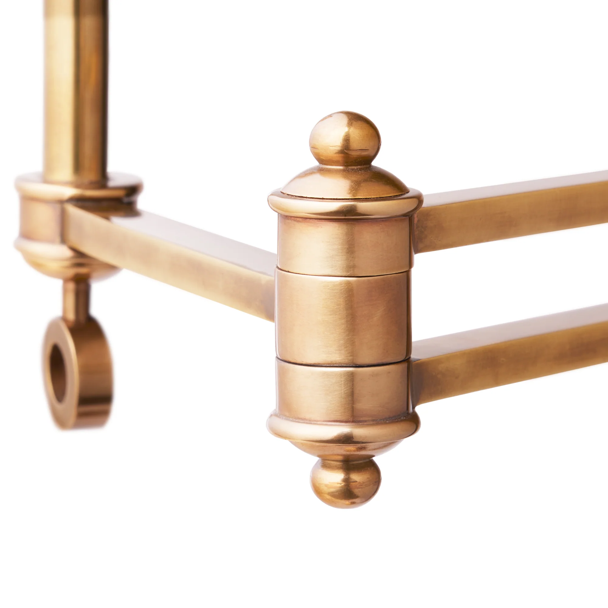 Hilts table lamp in aged brass - Image 11