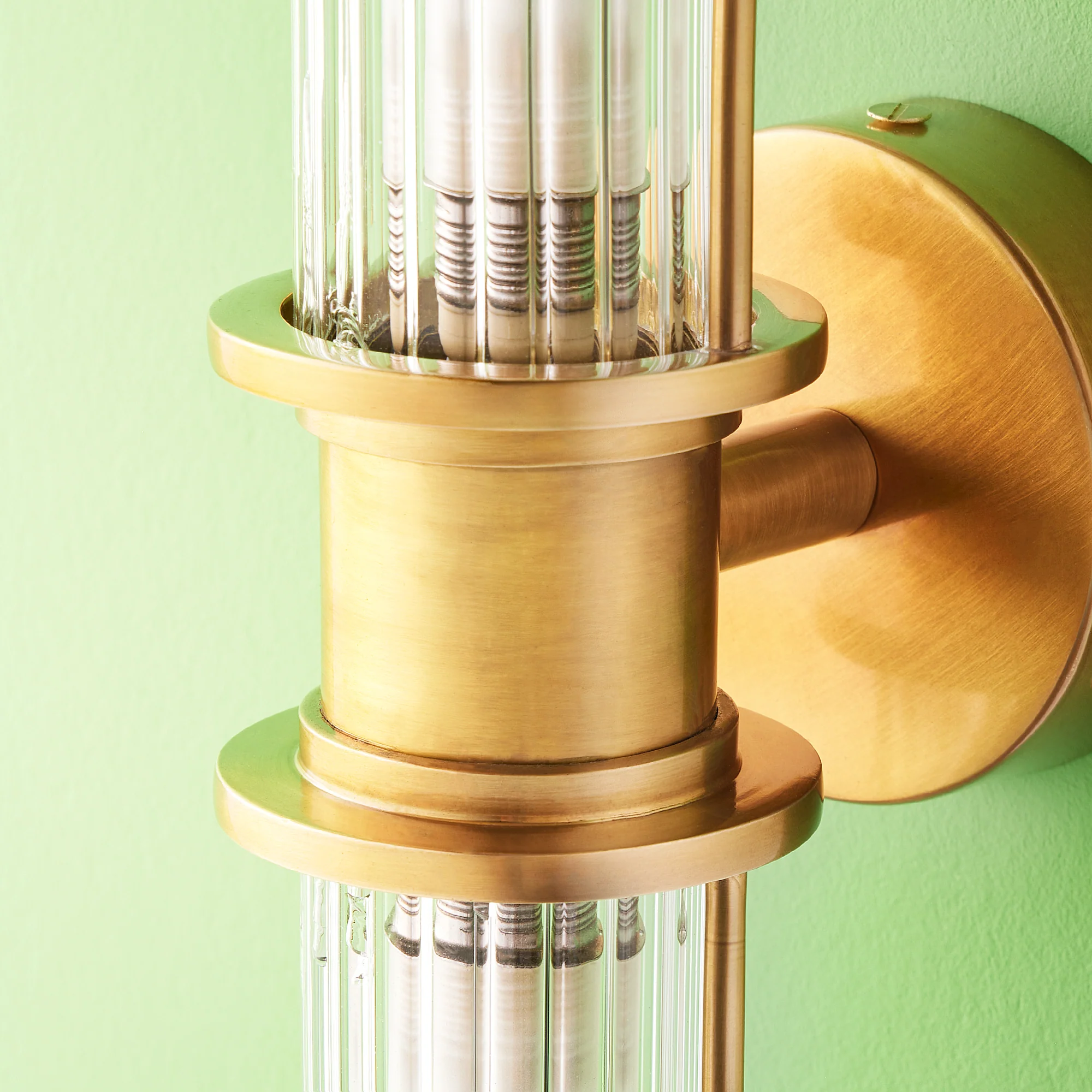 Larger Hunter IP44 rated wall light in brass and glass - Image 8