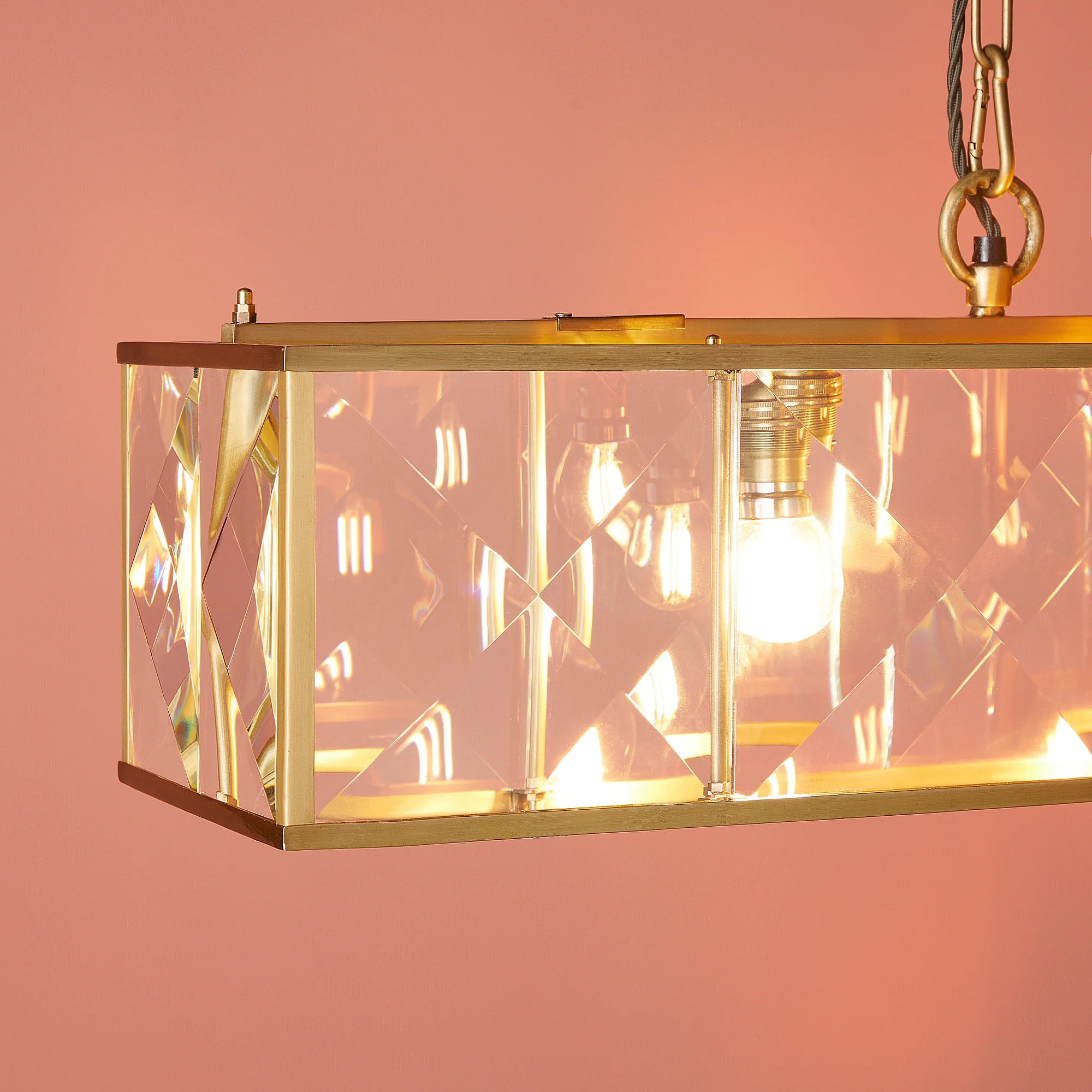Hunza chandelier in prismatic glass and brass - Image 7