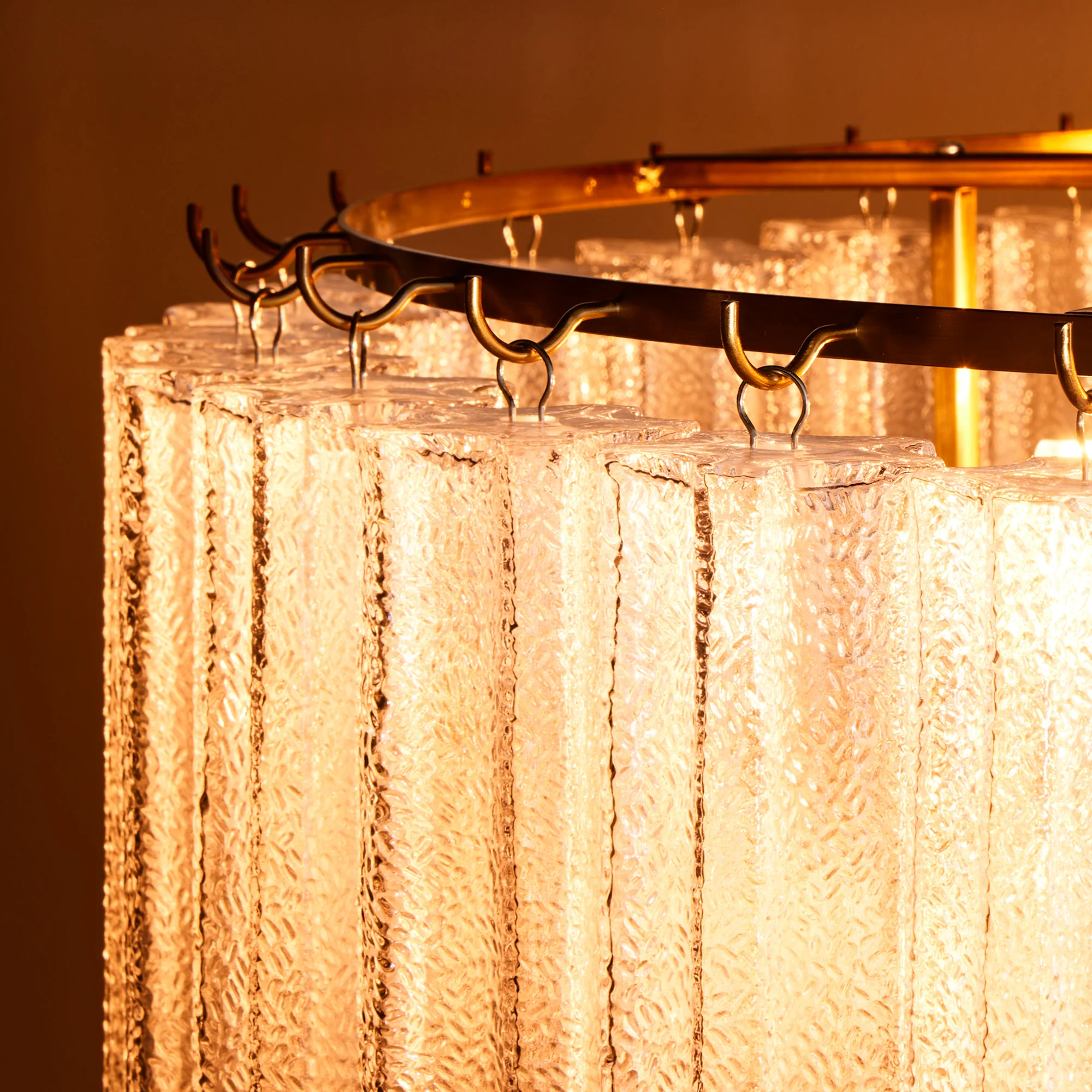 Huston chandelier in frosted glass - Image 7