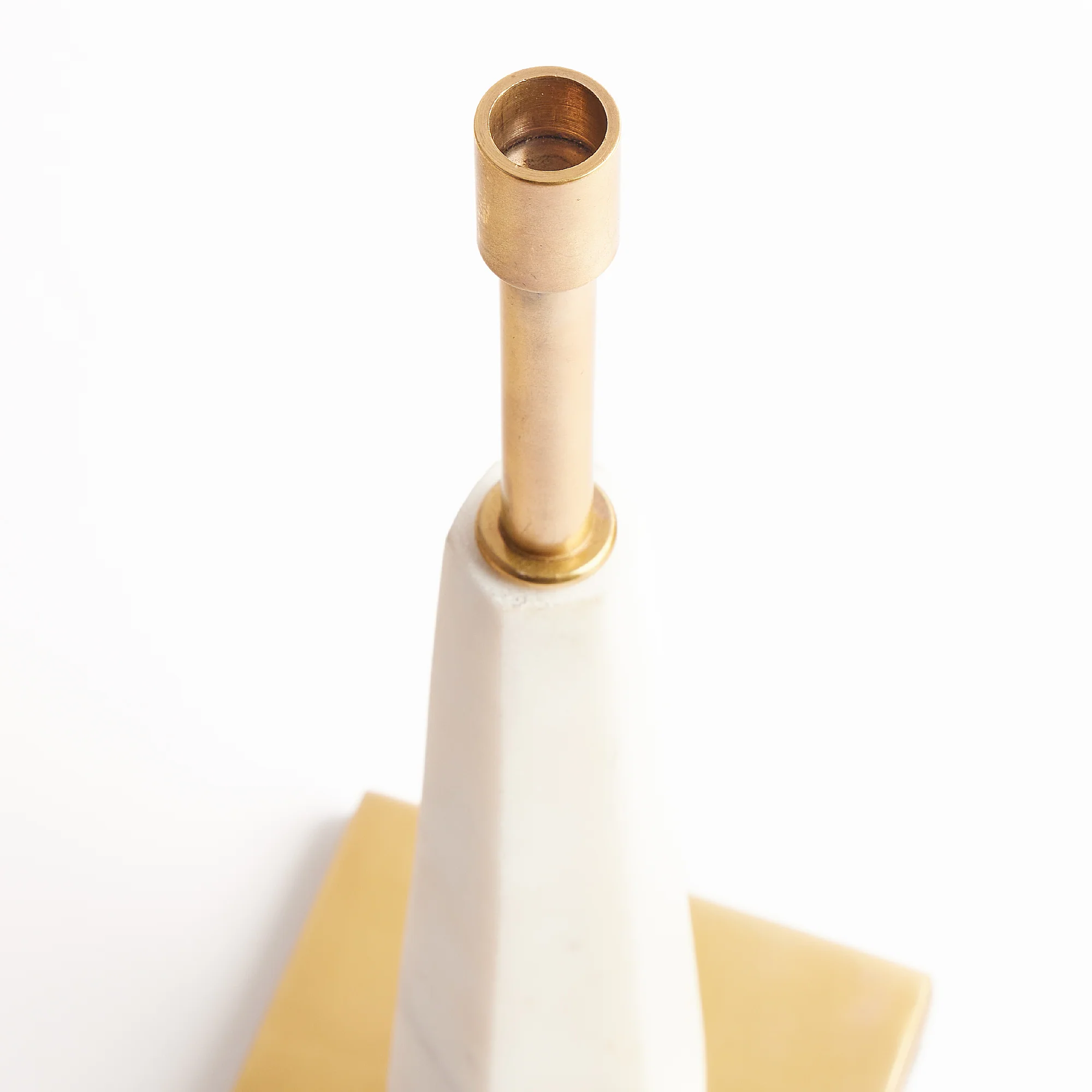 Karnak rechargeable table lamp in brass and white marble - Image 7