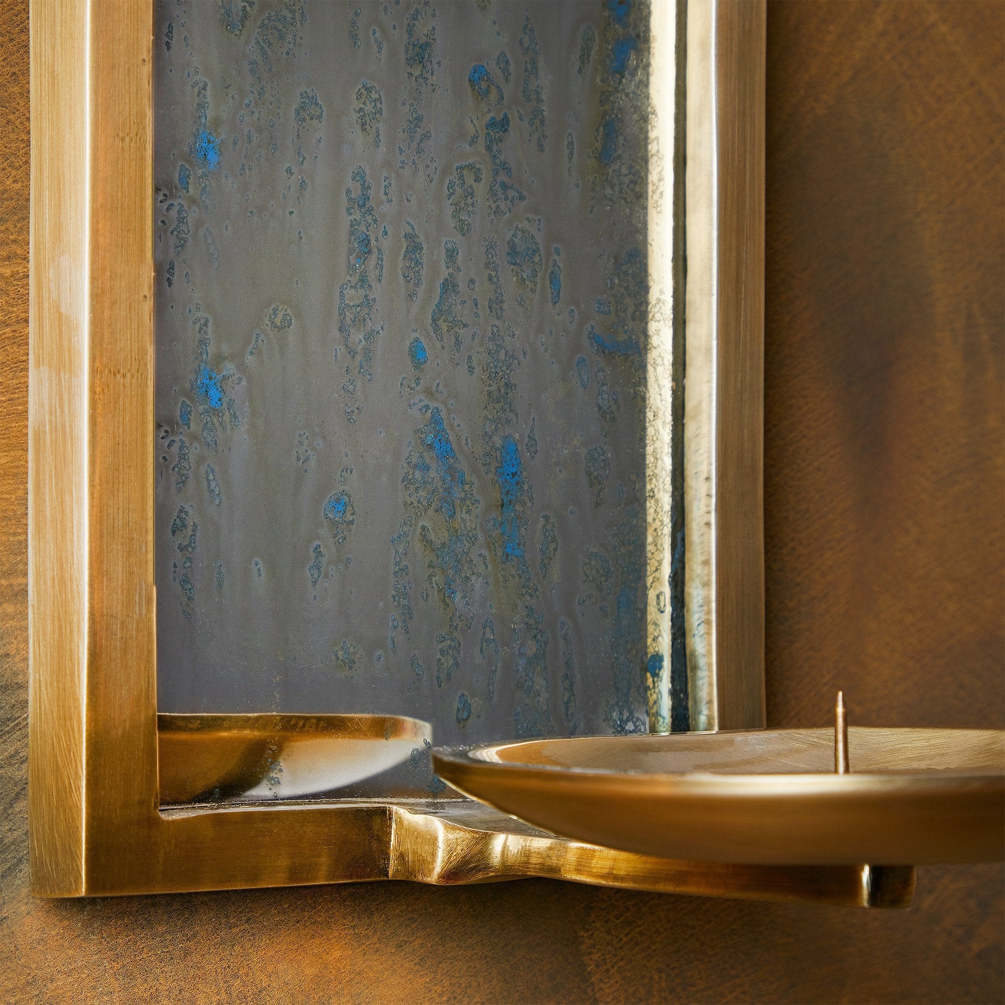 Kite wall mounted candle holder in antiqued brass - Image 5