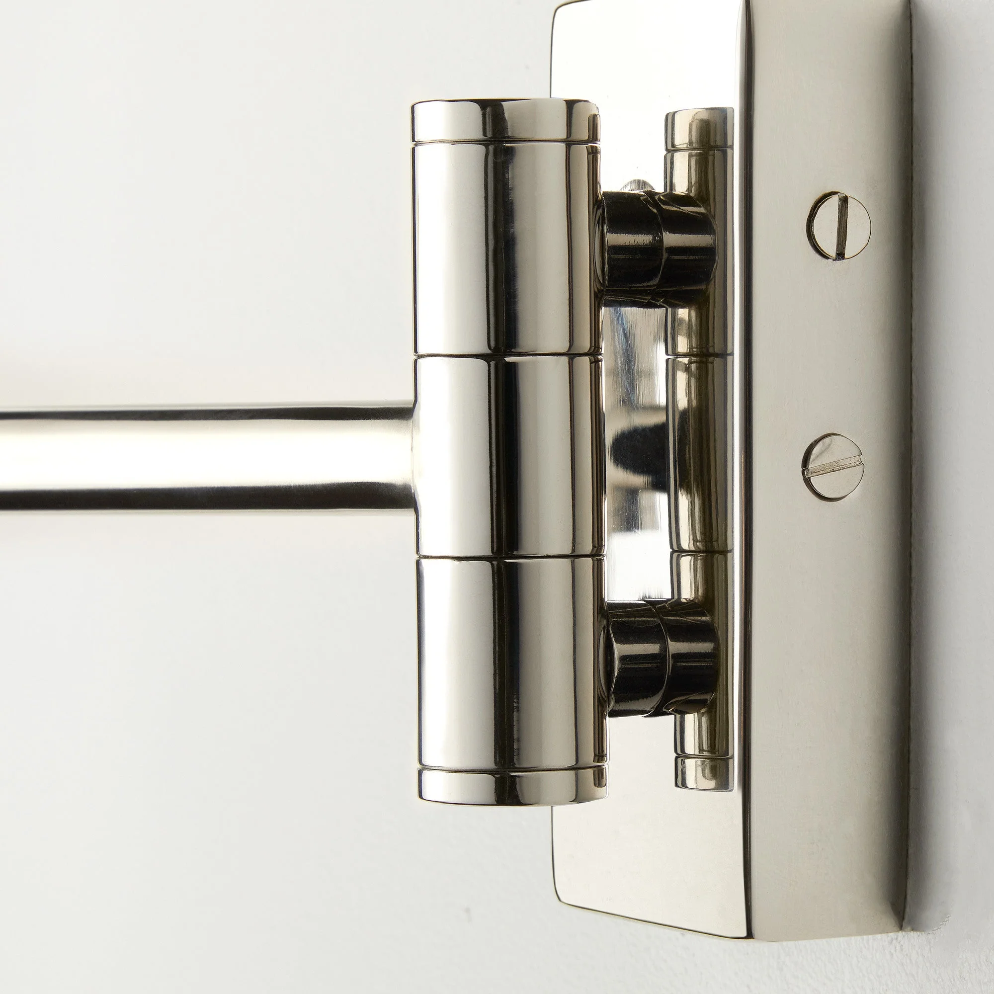 Lacey Wall fitting in chrome - Image 6