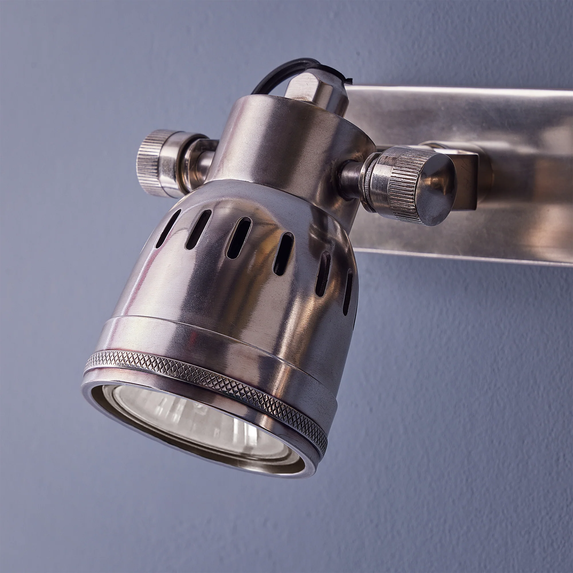 Large and long Humph wall light in antique silver - Image 3