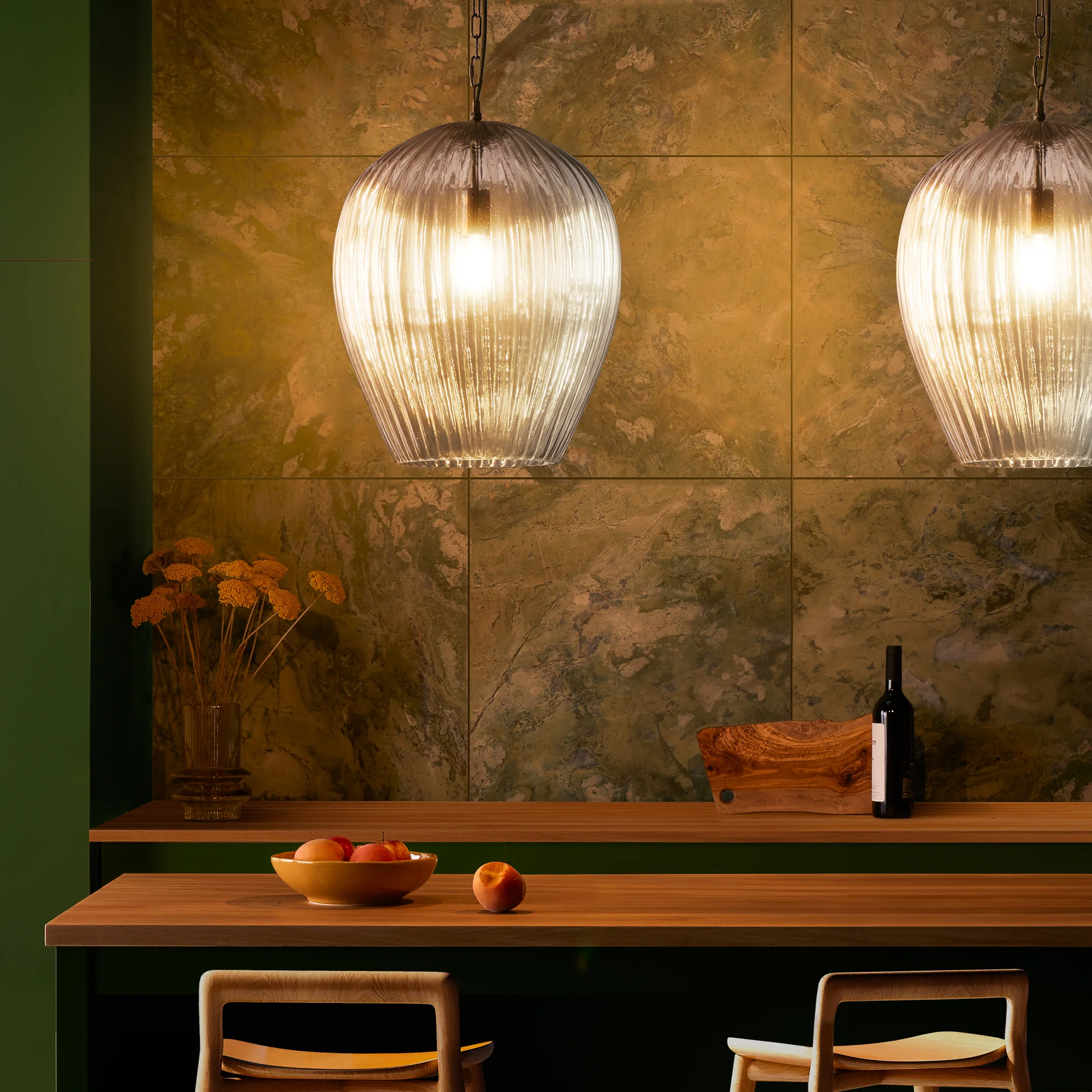Larger Bastille pendant in clear glass - Image 12