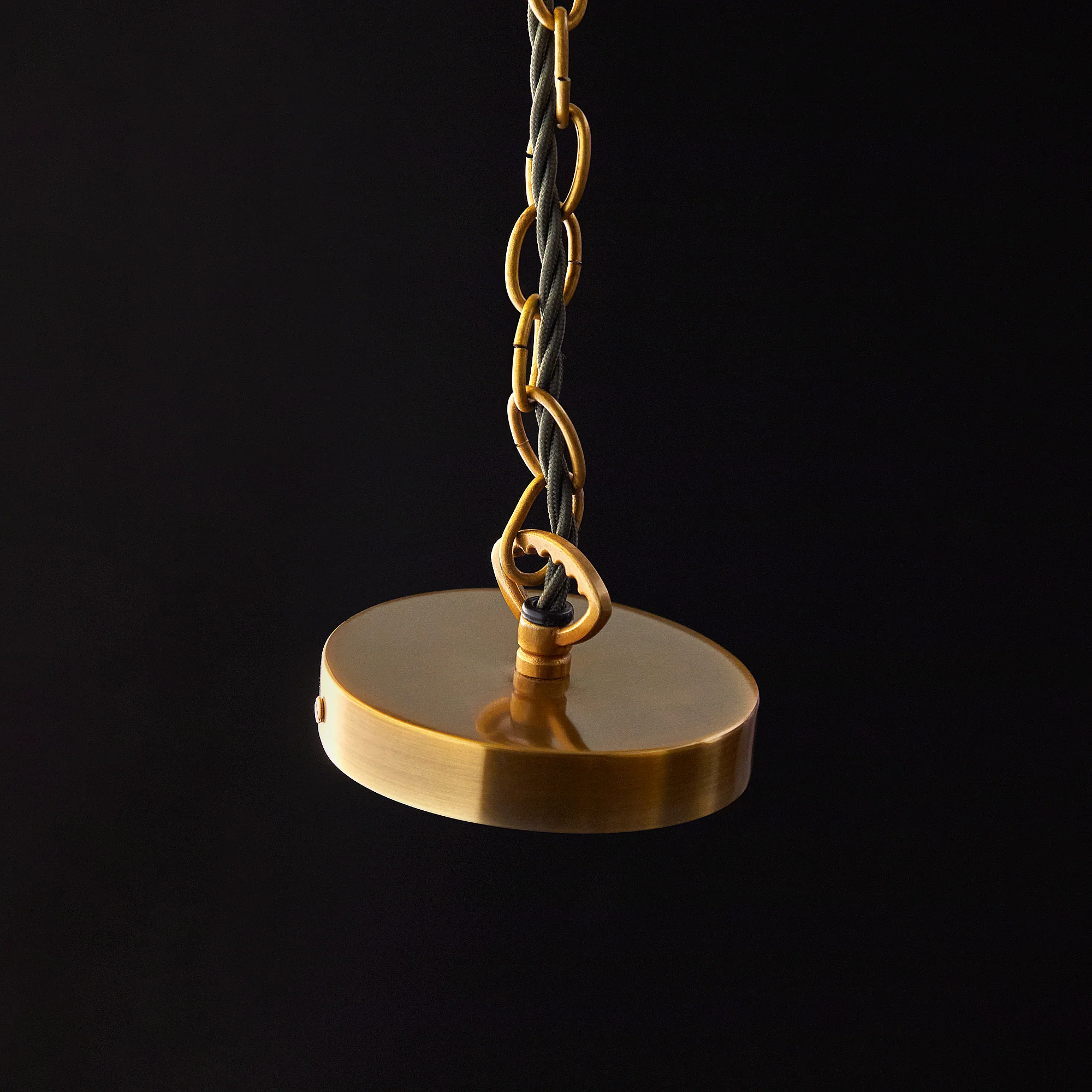 Larger belted holophane pendant light with prismatic glass - Image 14