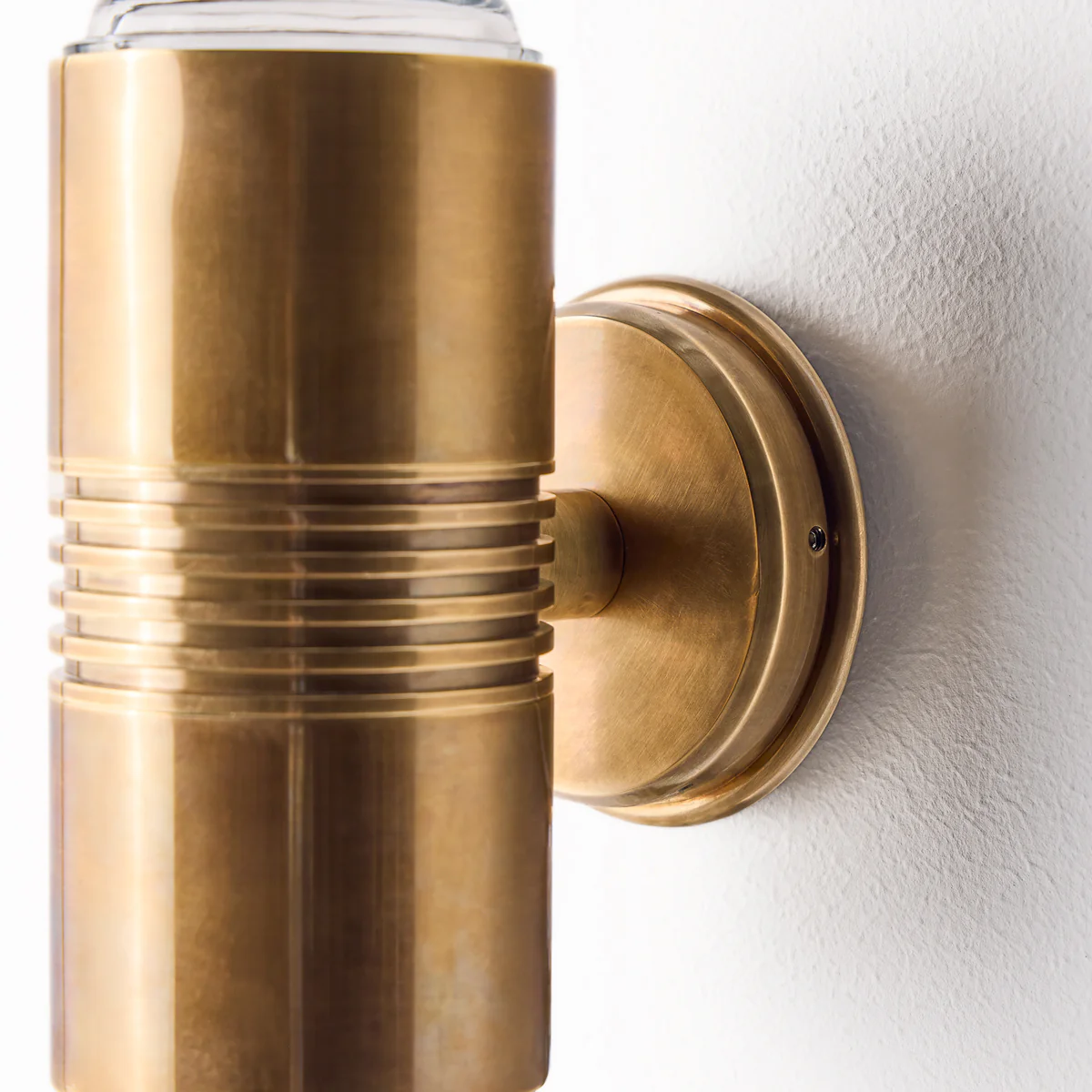Larger Blythe IP54 outdoor wall light in antique brass - Image 5