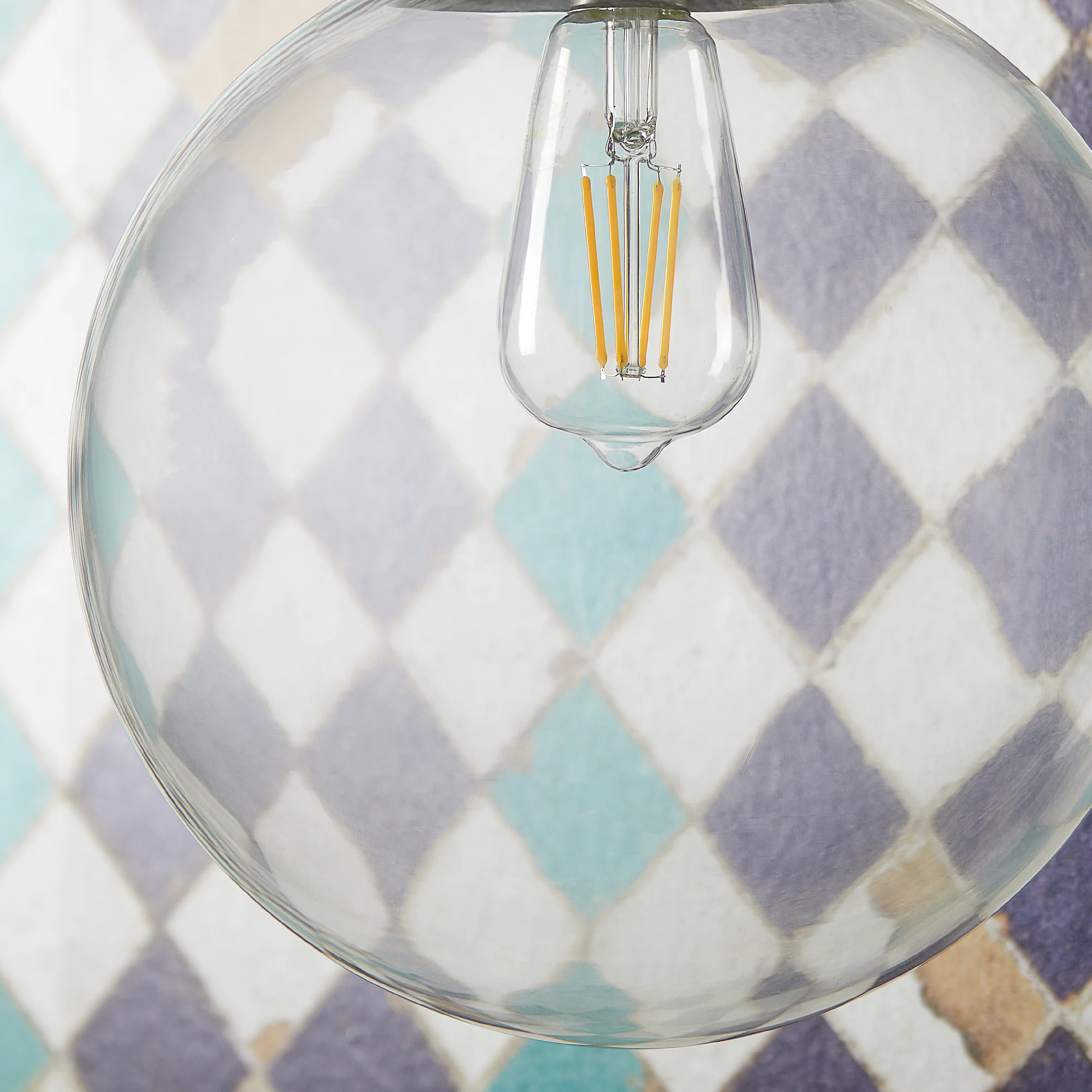 Larger Espere in clear glass - Image 2