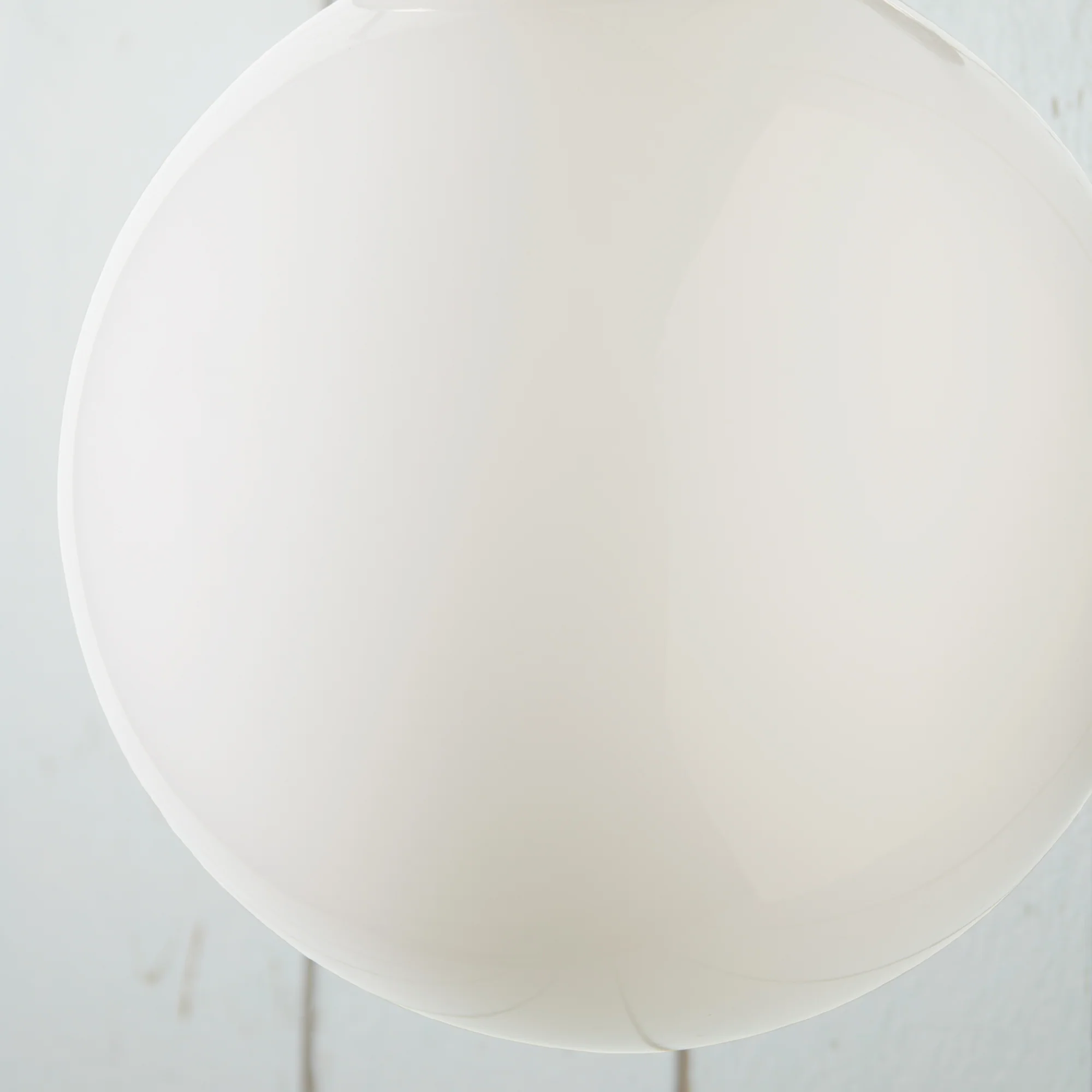 Larger Espere in opaline glass - Image 2