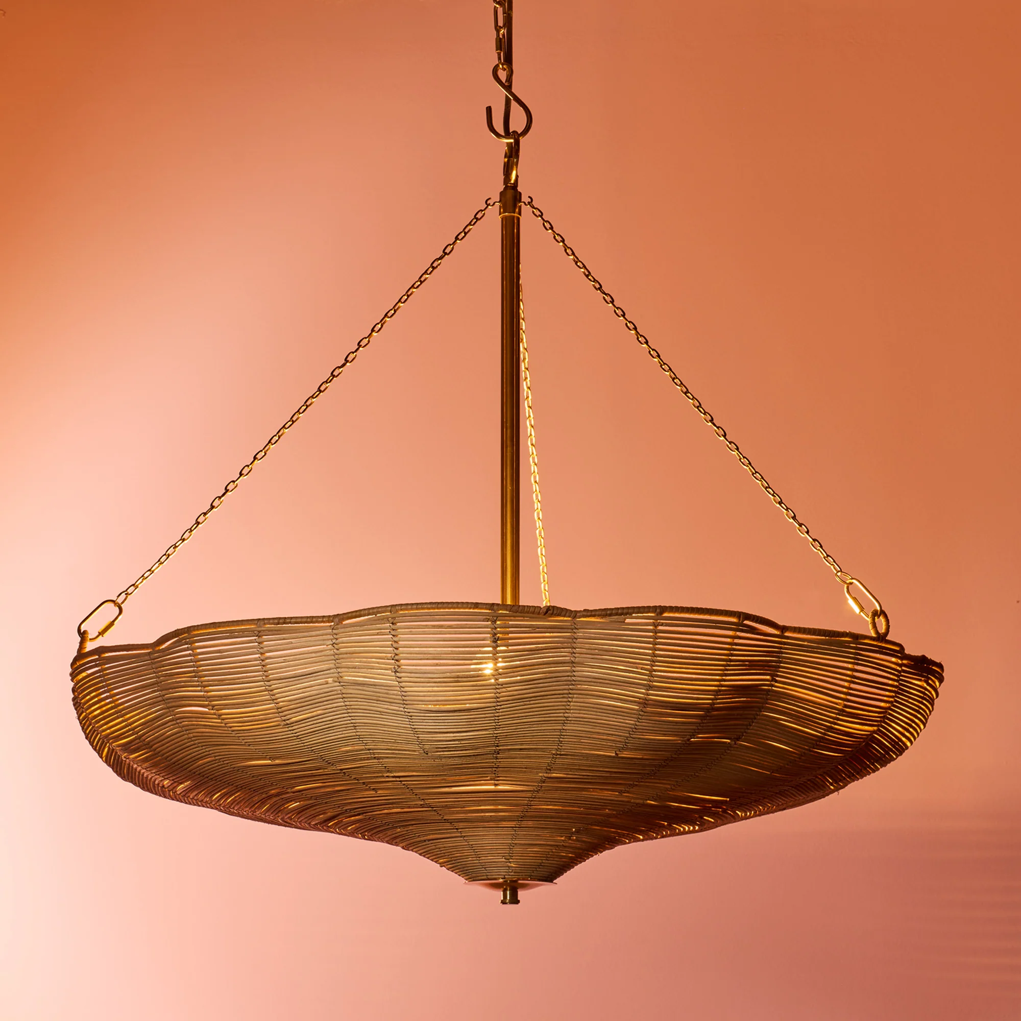 Larger Flower pendant in natural rattan - Image 2