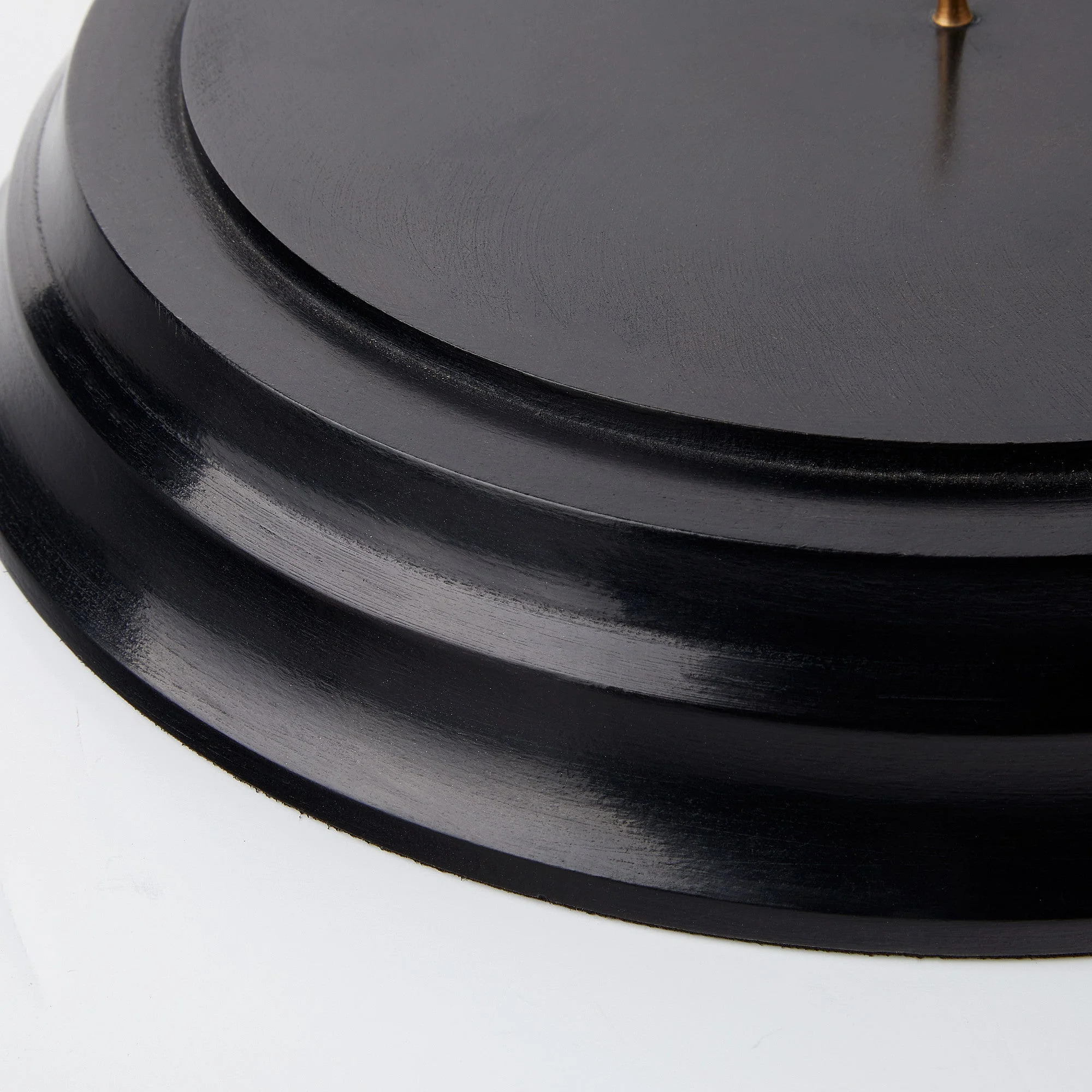 Larger Gusto storm lantern in ebony - Image 3