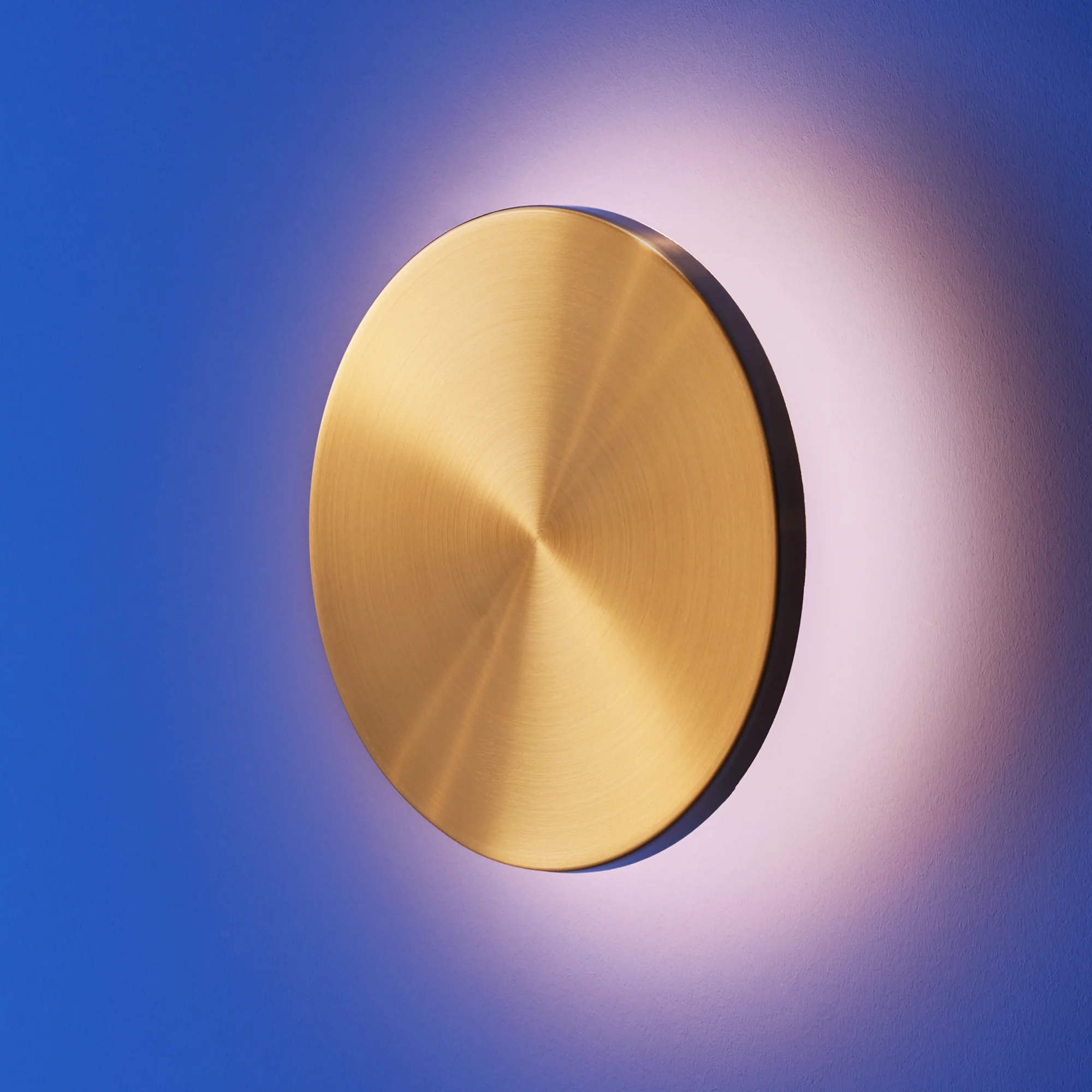 Larger Helios rechargeable wall light in brushed gold aluminium - Image 2