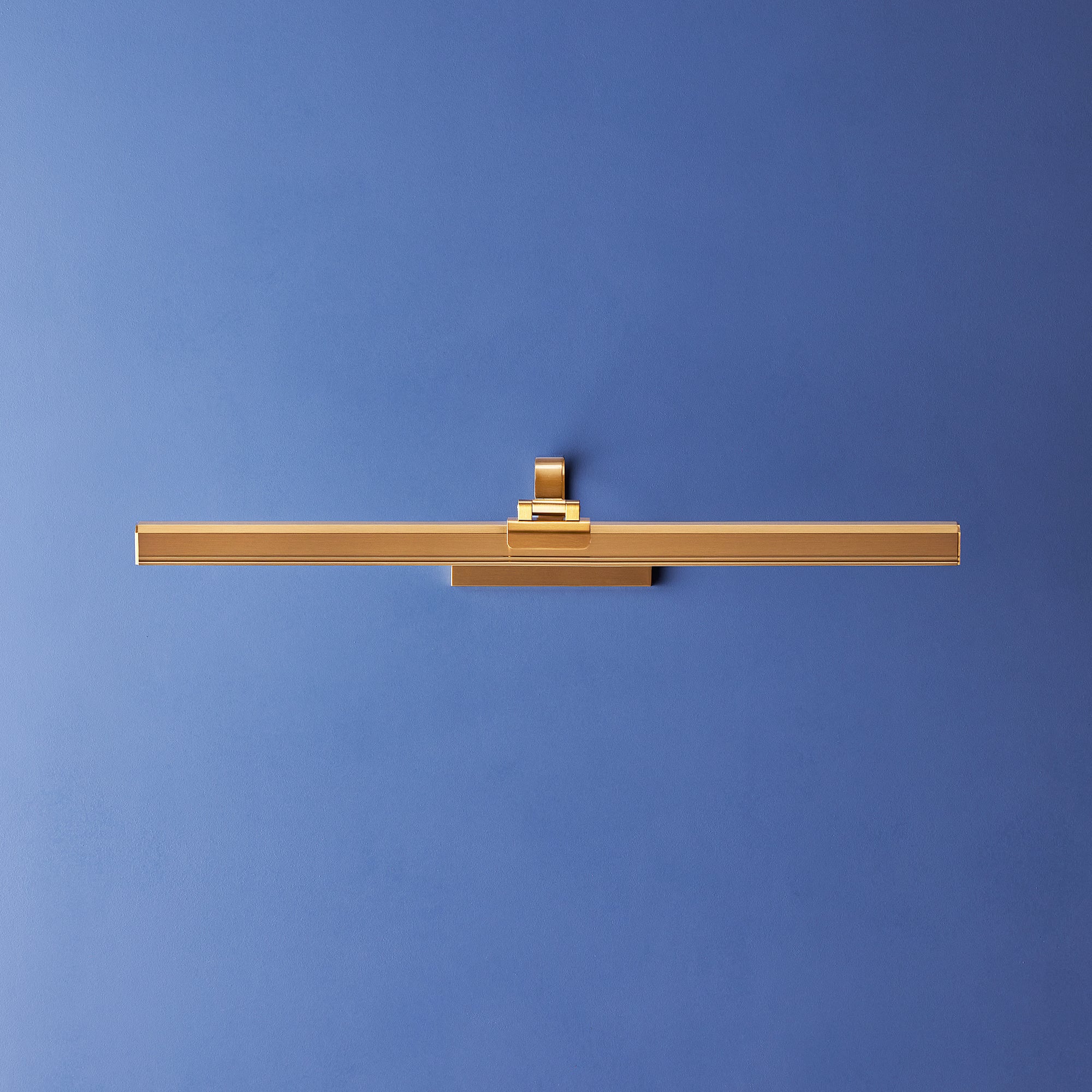 Larger Marcel rechargeable picture light in antique brass finish