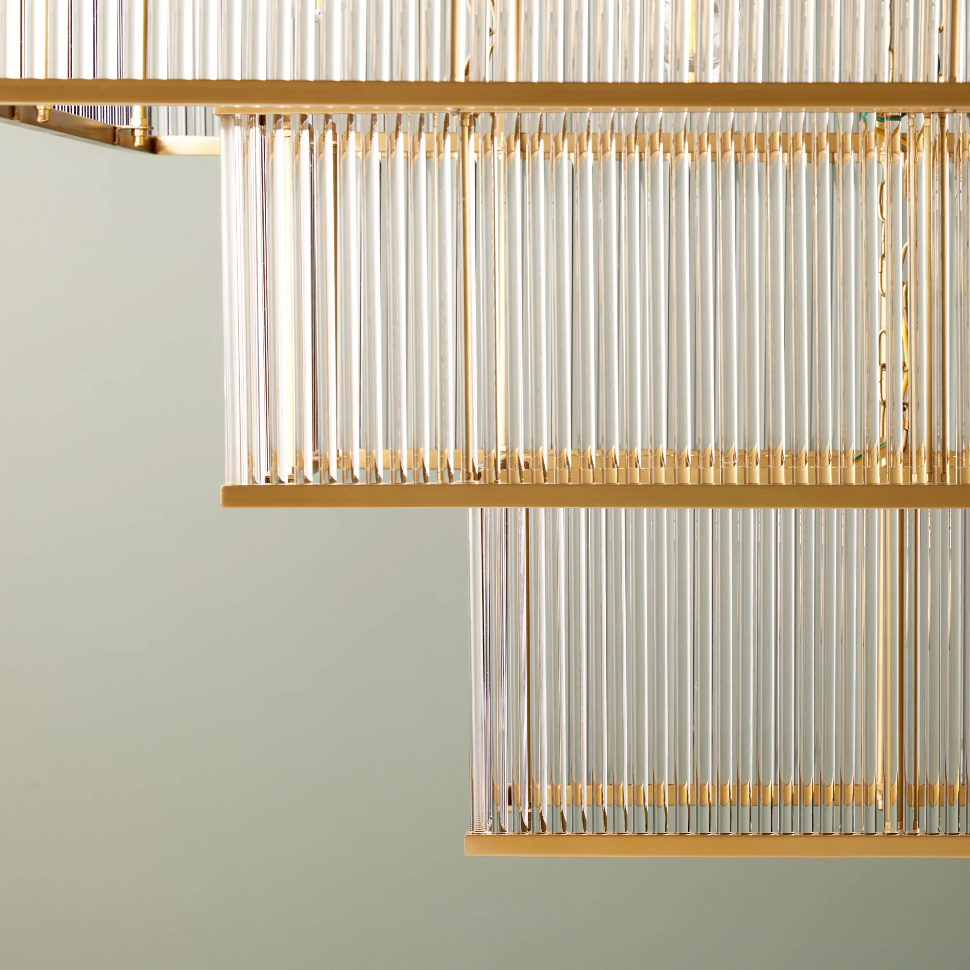 Larger Odin chandelier in brass and glass - Image 2