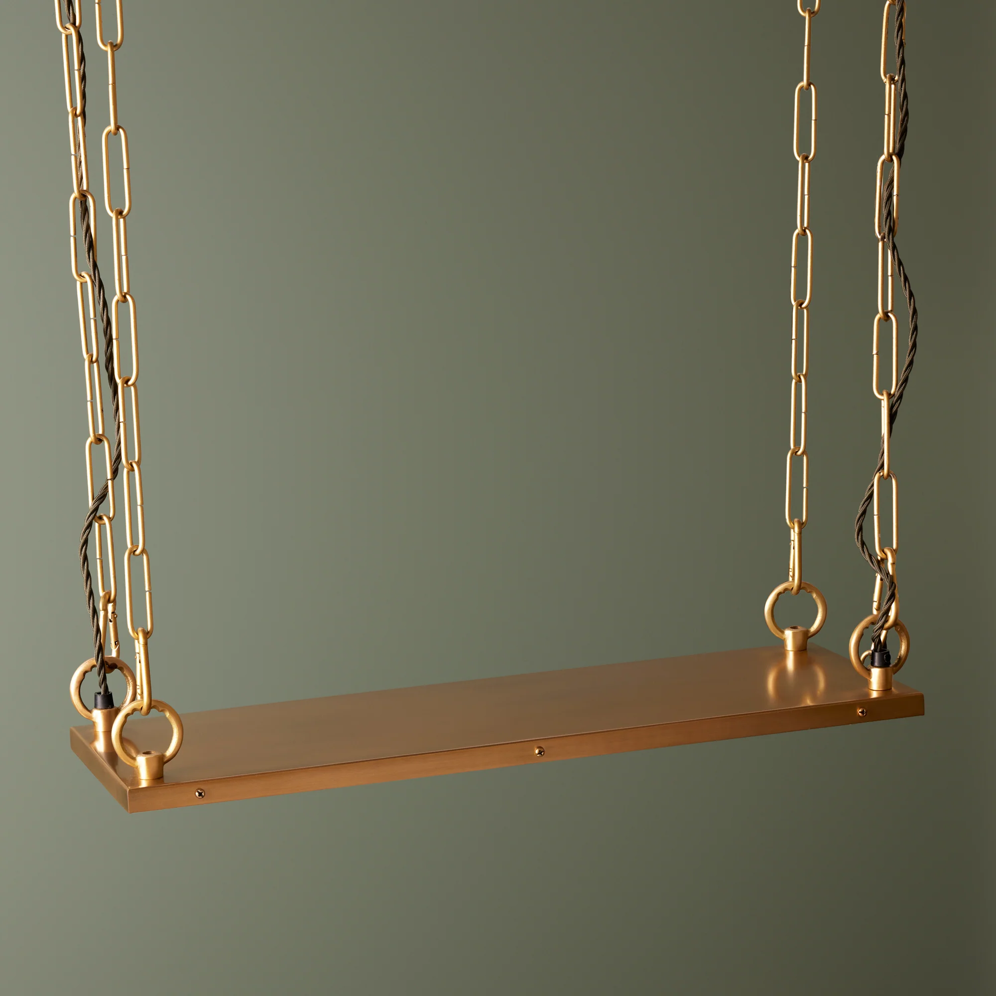 Larger Odin chandelier in brass and glass - Image 9