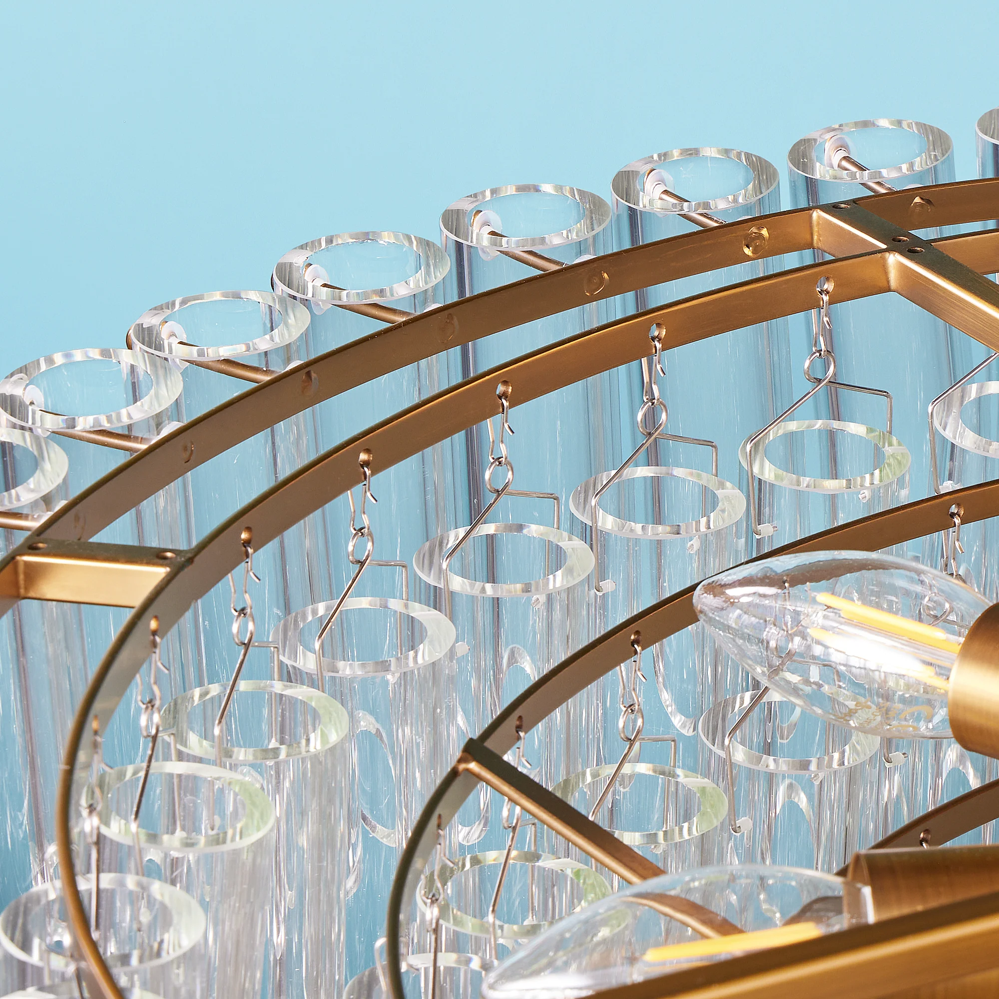 Larger Oldfield chandelier in clear glass - Image 10