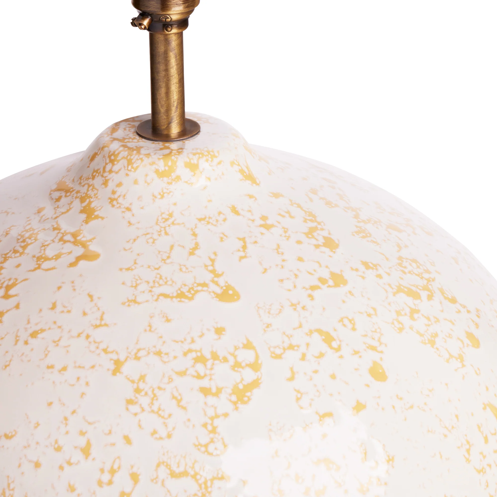 Larger Olly table lamp in white textured glaze - Image 8