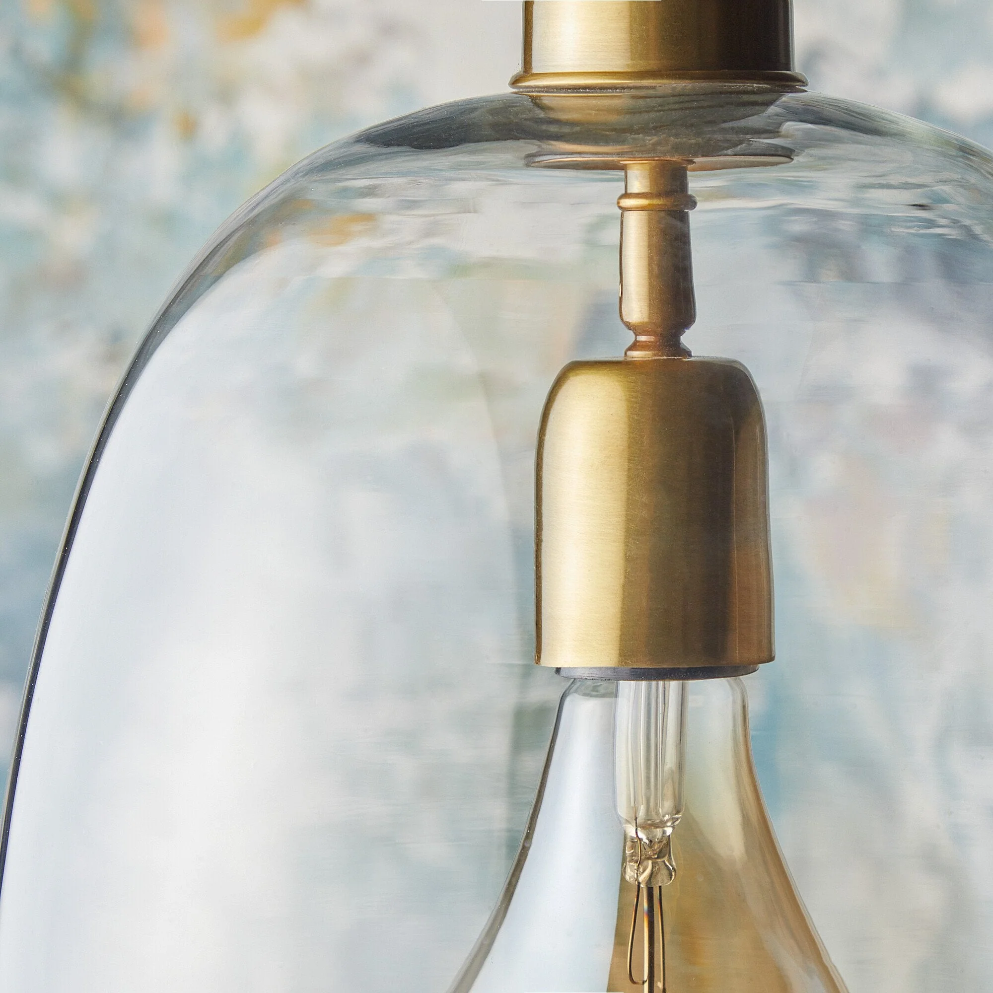 larger Percy pendant light in clear glass - Image 7