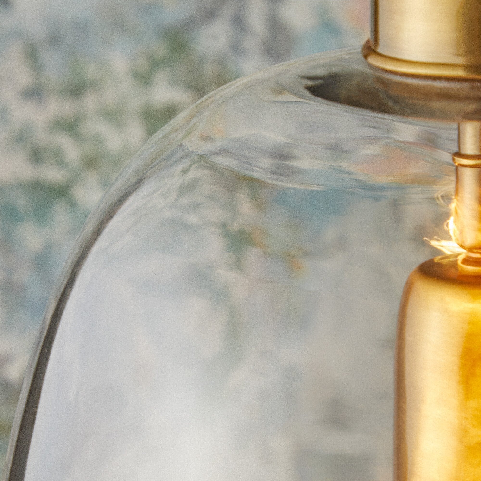 larger Percy pendant light in clear glass - Image 8