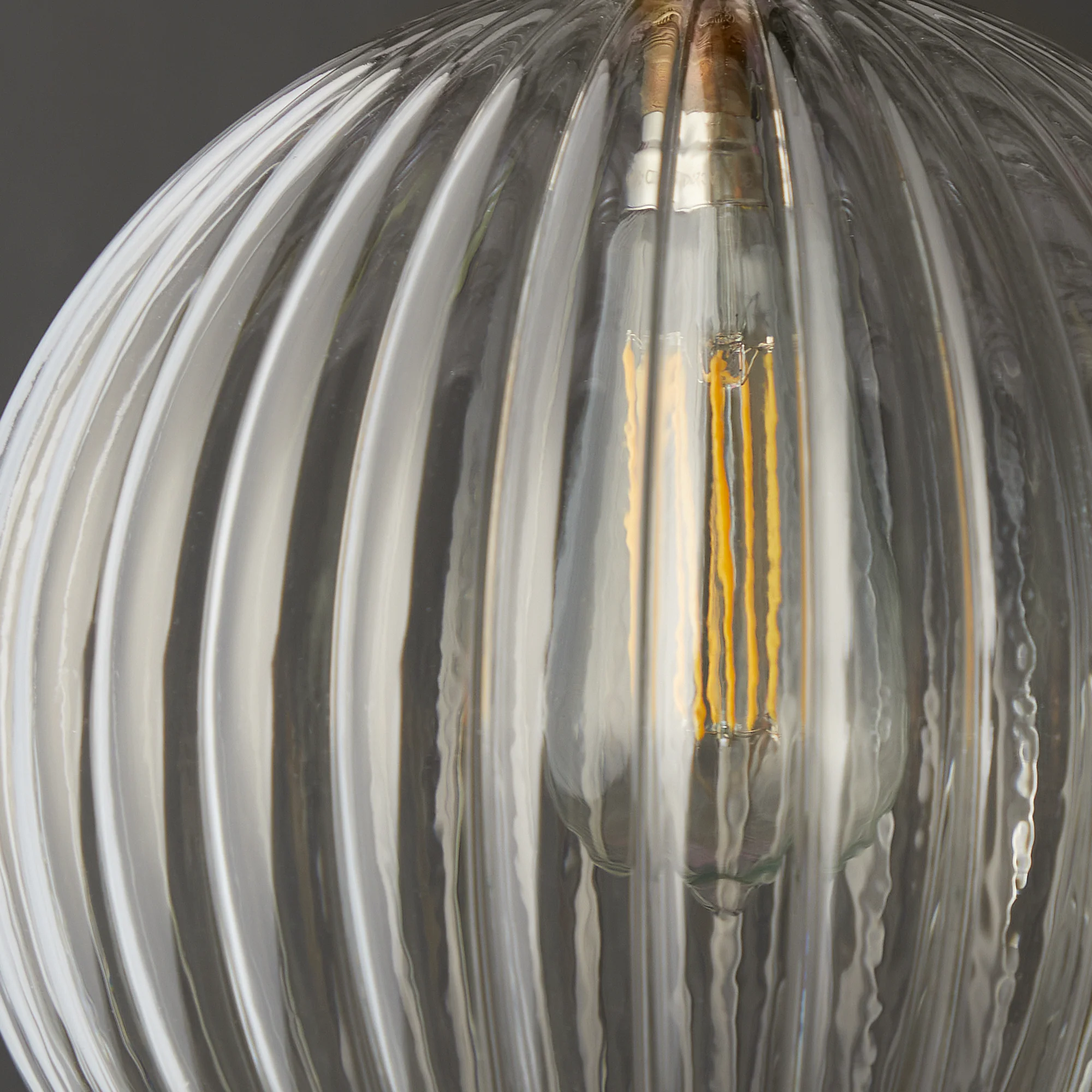 Larger Pumpkin in clear glass - Image 4