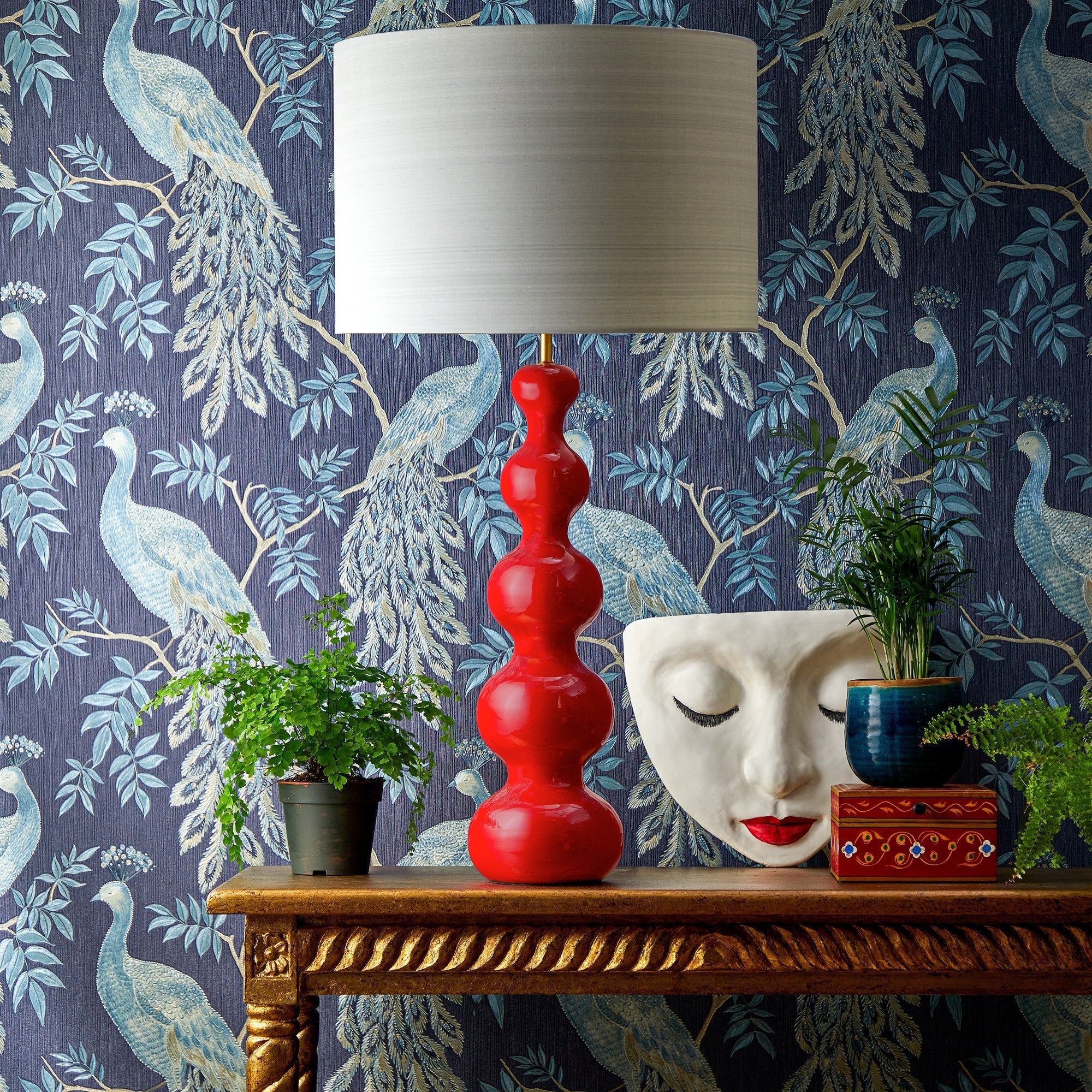 Larger Wobster table lamp in red lacquered wood - Image 6