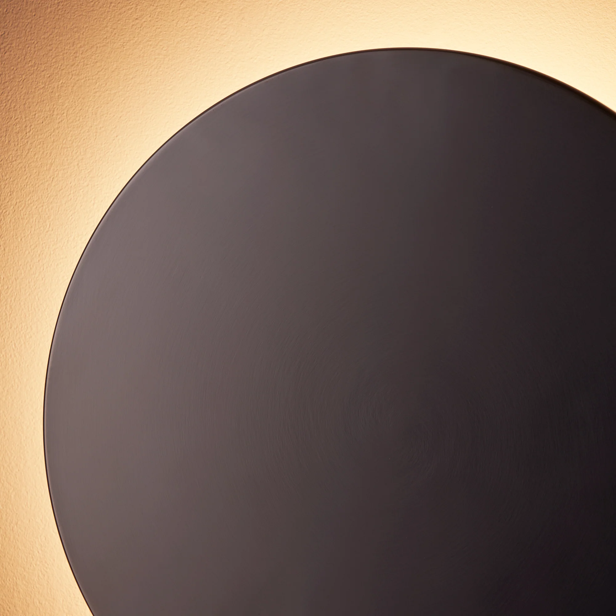 Largest Helios IP44 wall light in bronze aluminium - Image 4