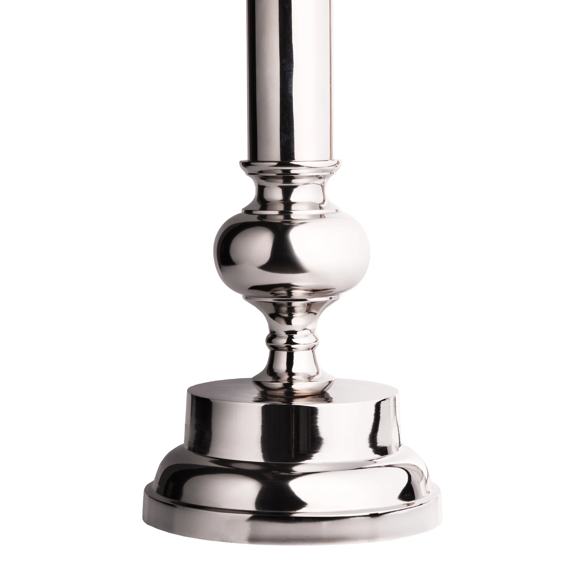 Larry table lamp in nickel - Image 4