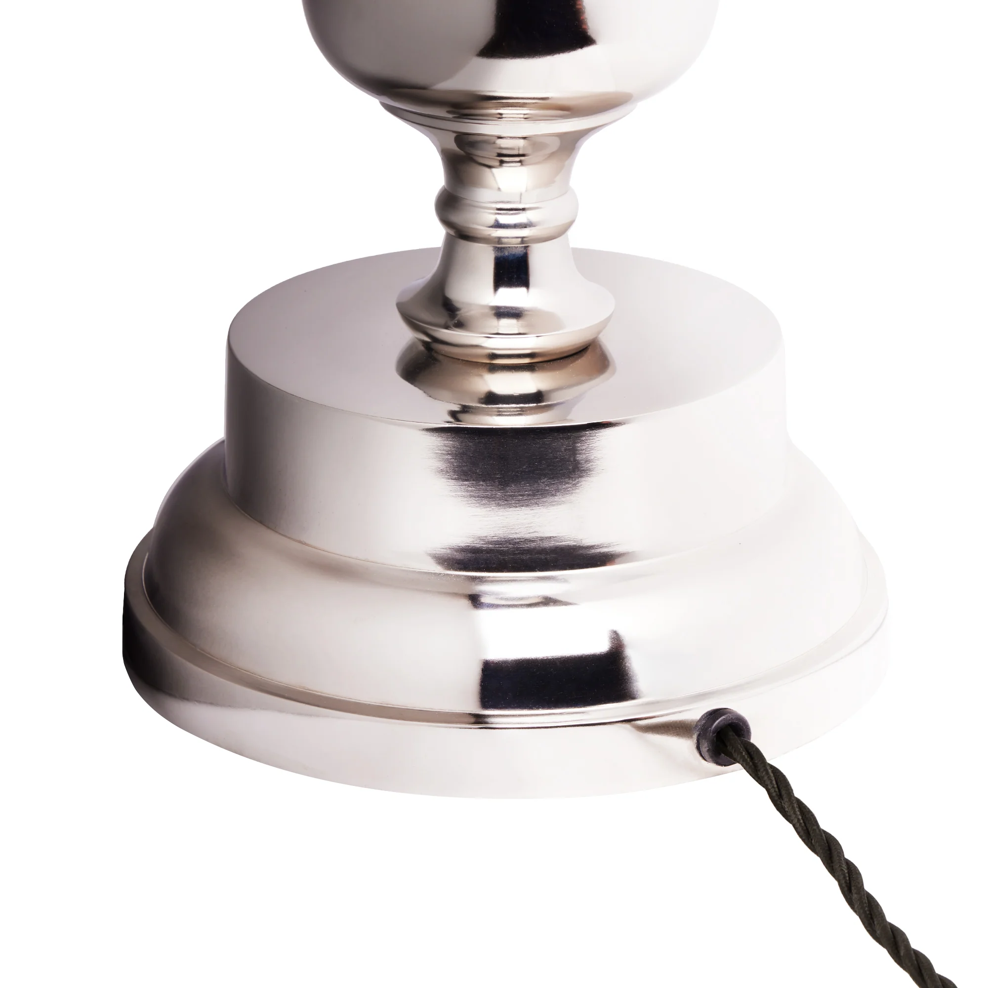 Larry table lamp in nickel - Image 5
