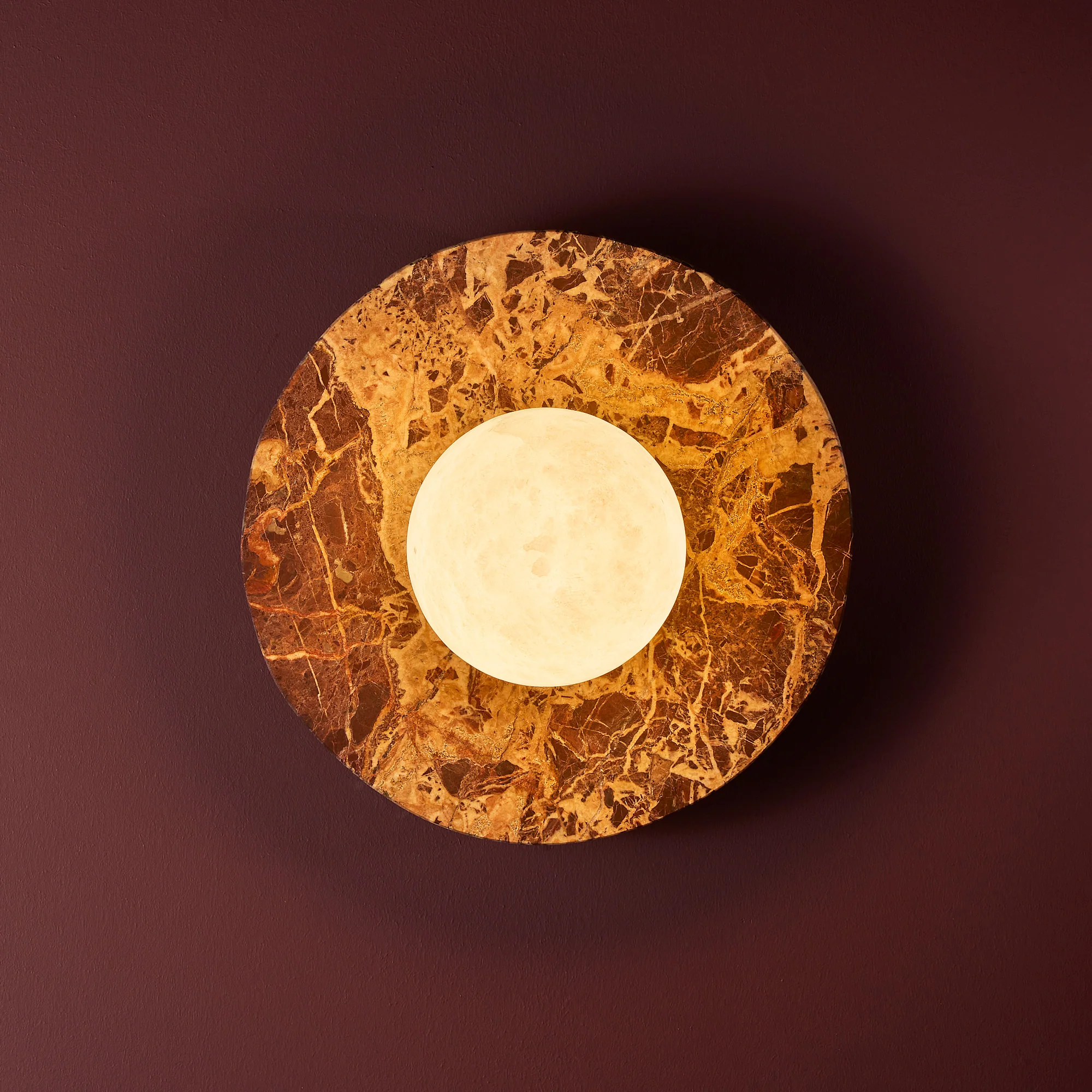 Leela wall light in marble - Image 6