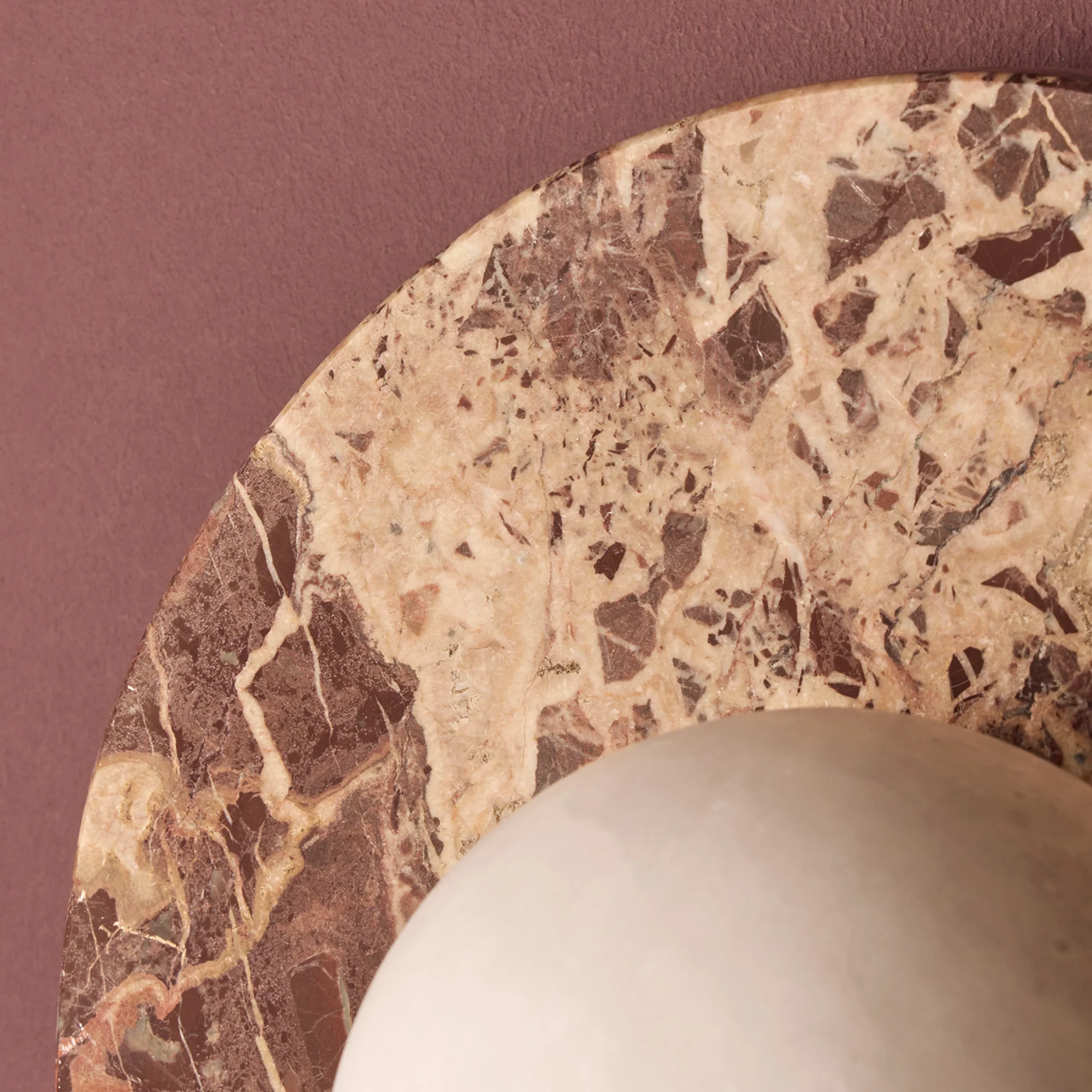 Leela wall light in marble - Image 7