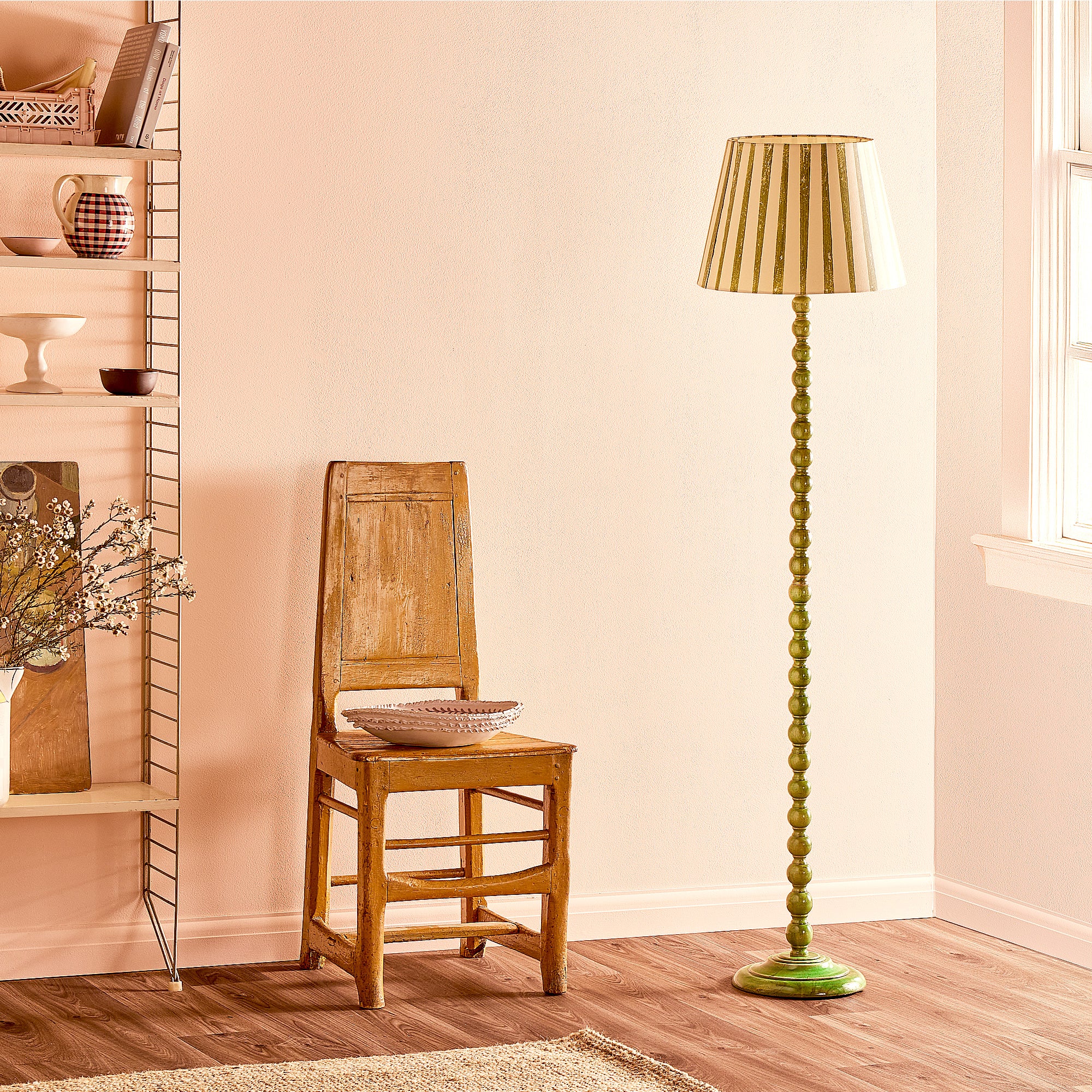 Lillee rechargeable standing lamp in green - Image 2