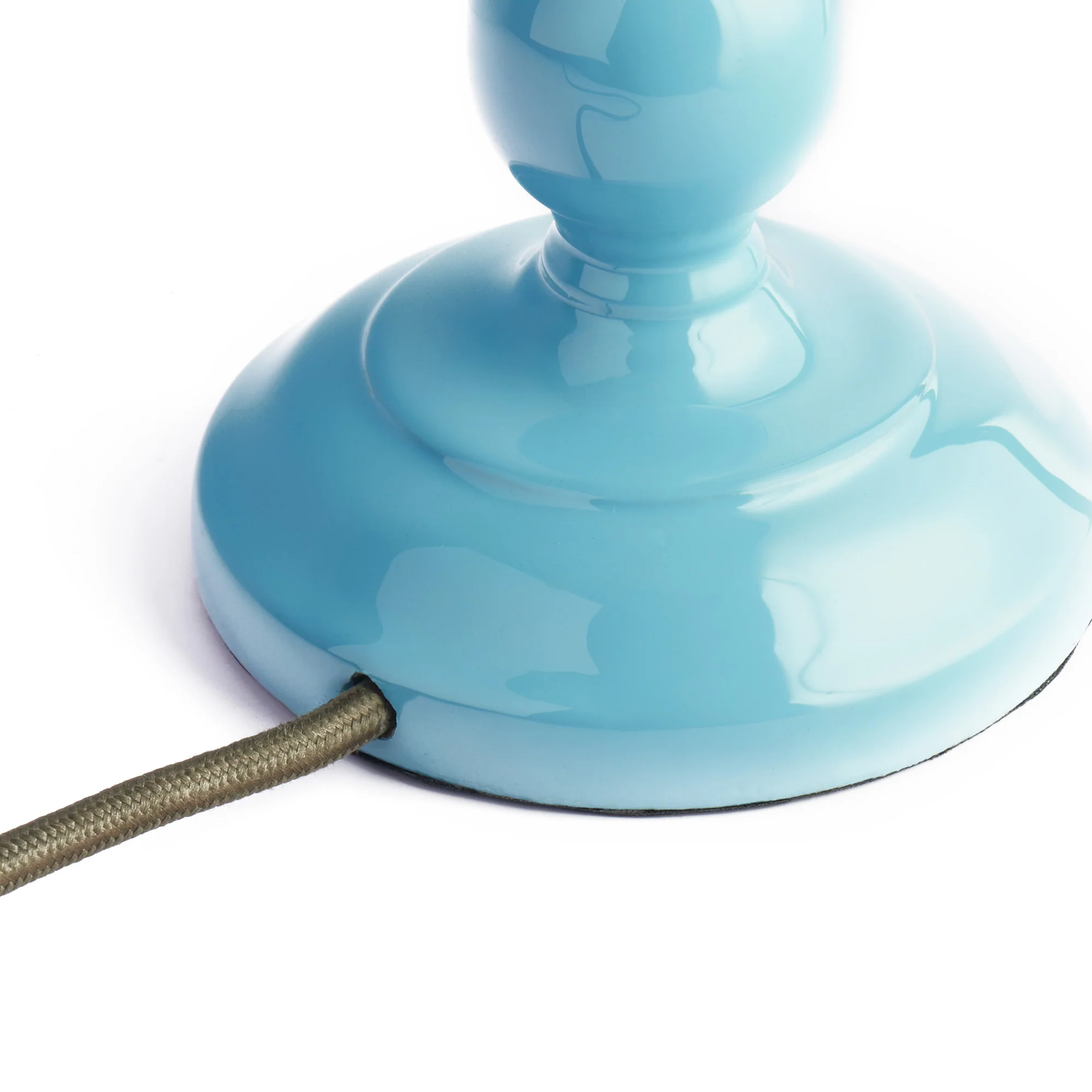 Lillee table lamp in blue - Image 3