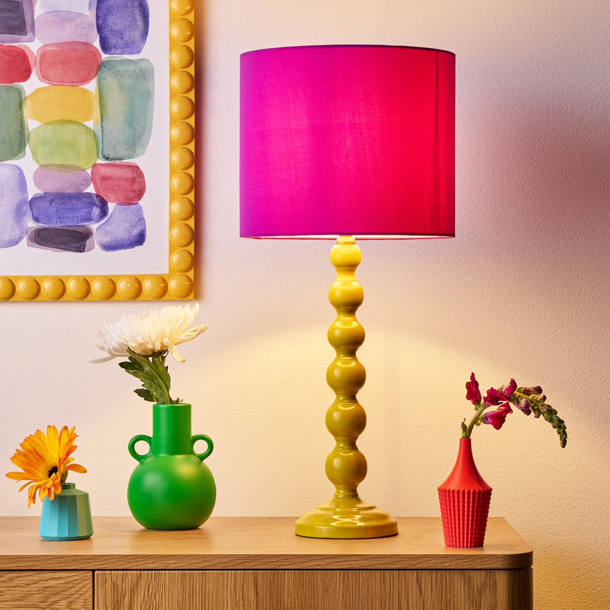 Lillee table lamp in lime - Image 2