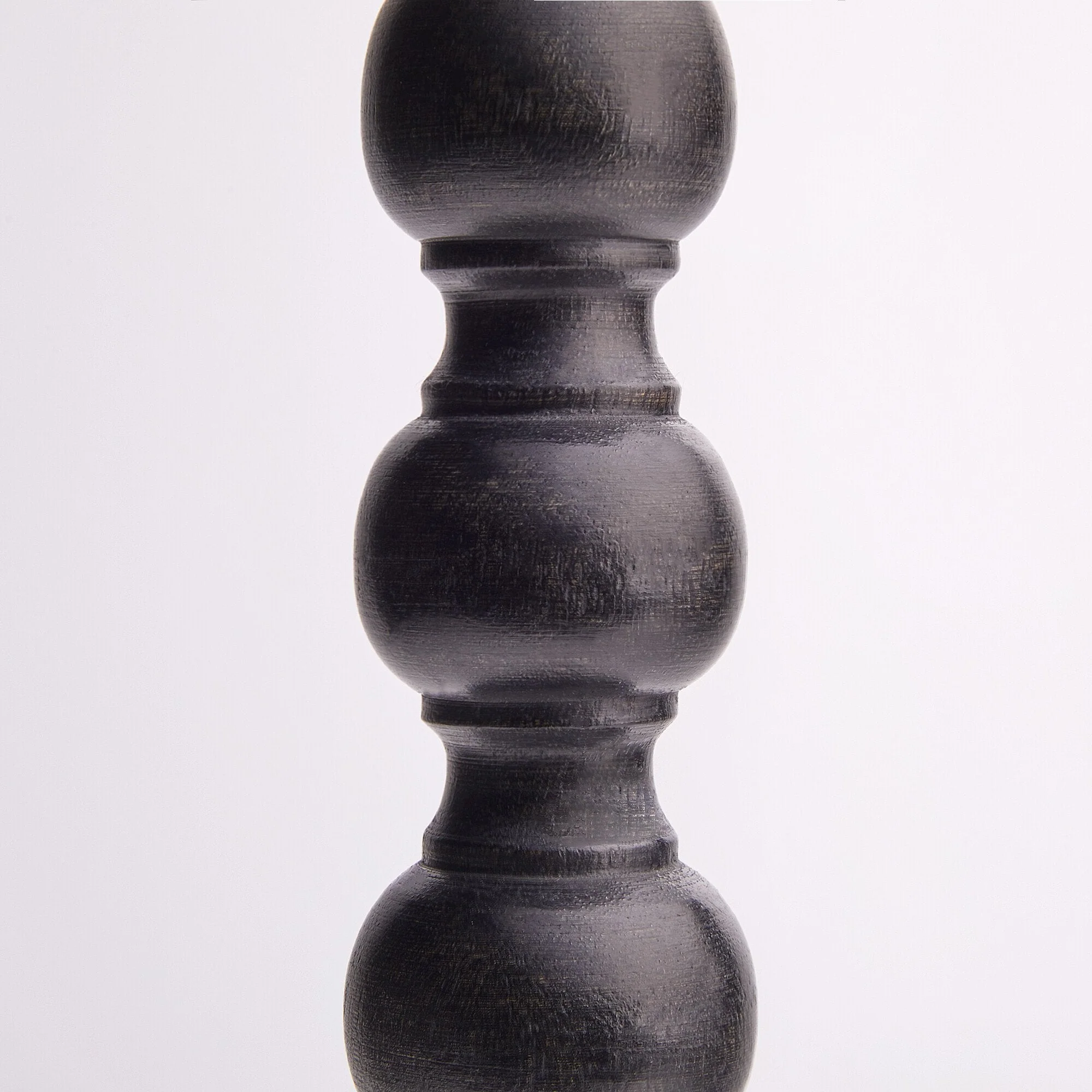 Lillee table lamp in wood with an ebony finish - Image 10