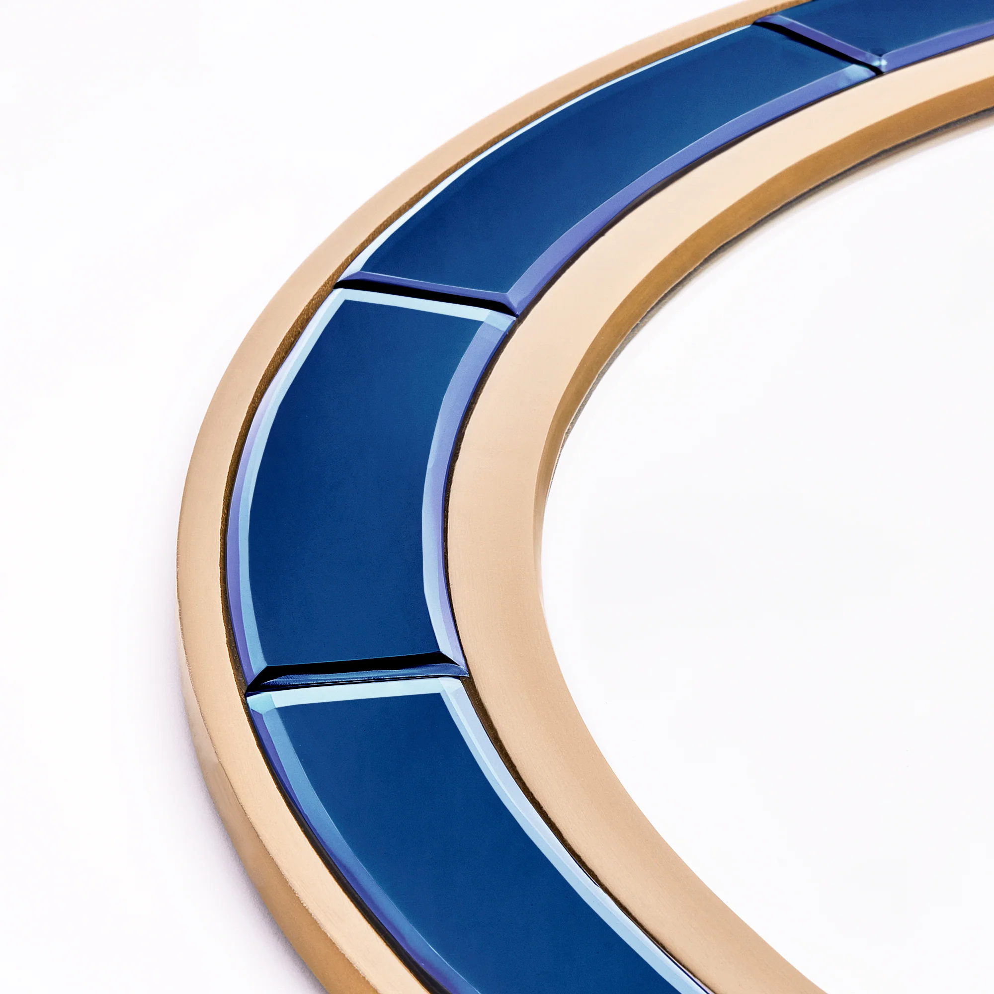 Lillian mirror in blue glass with gold - Image 6