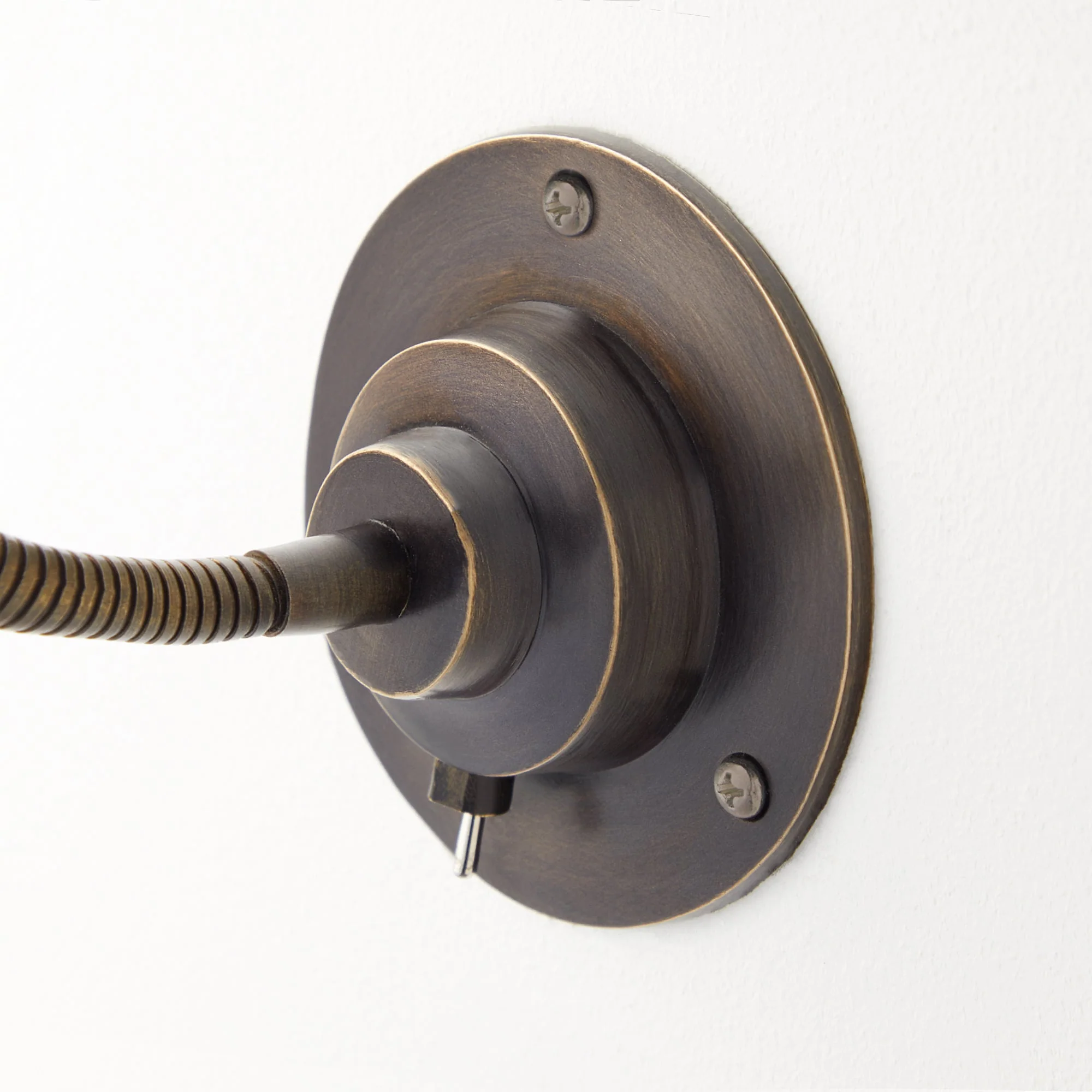 Lissome wall fitting in bronze - Image 6