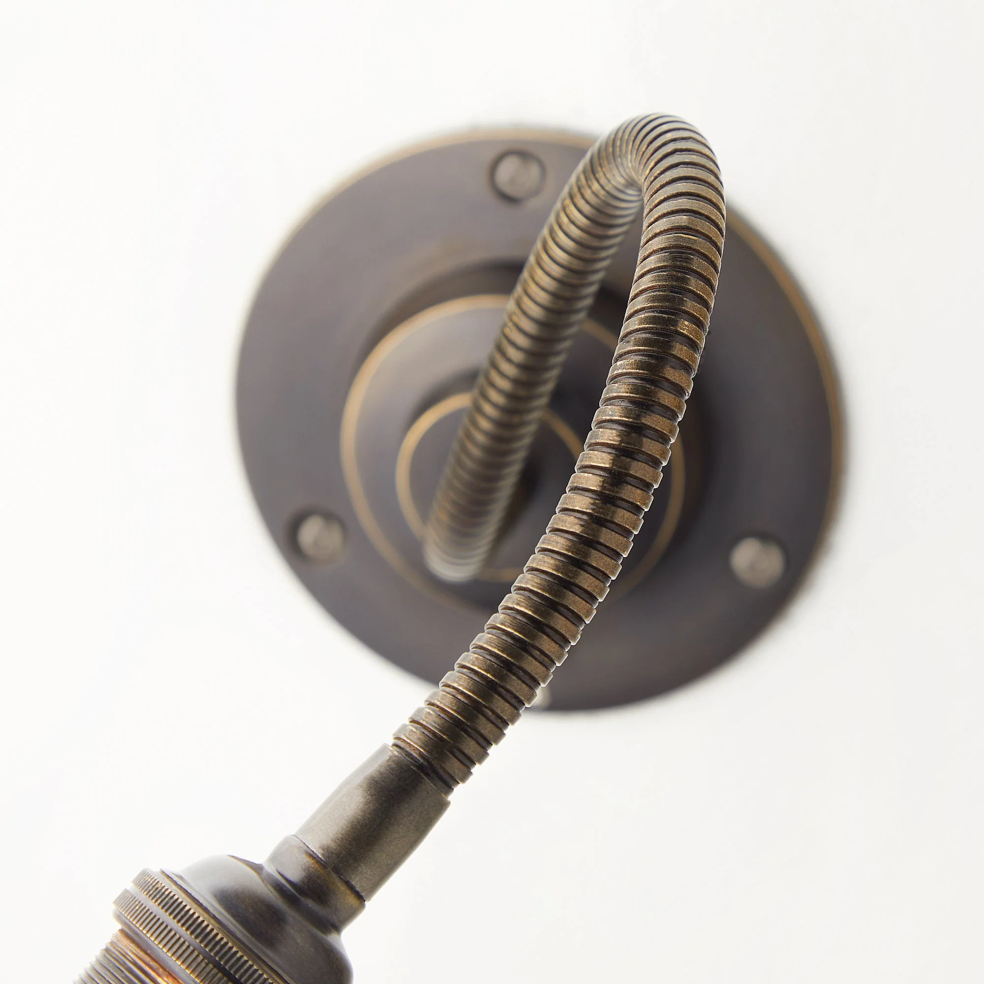 Lissome wall fitting in bronze - Image 7