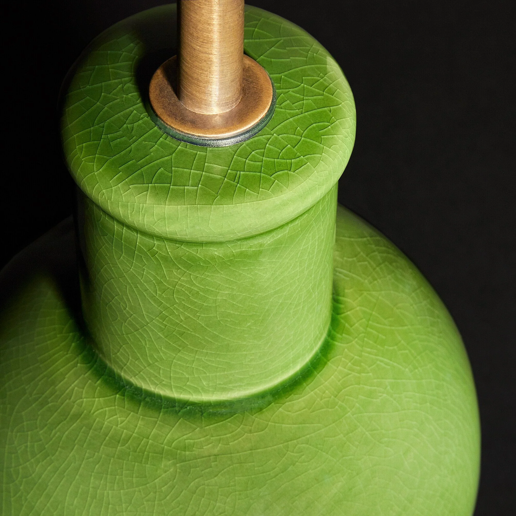 Smaller Lolita bedside lamp in an emerald glaze - Image 10