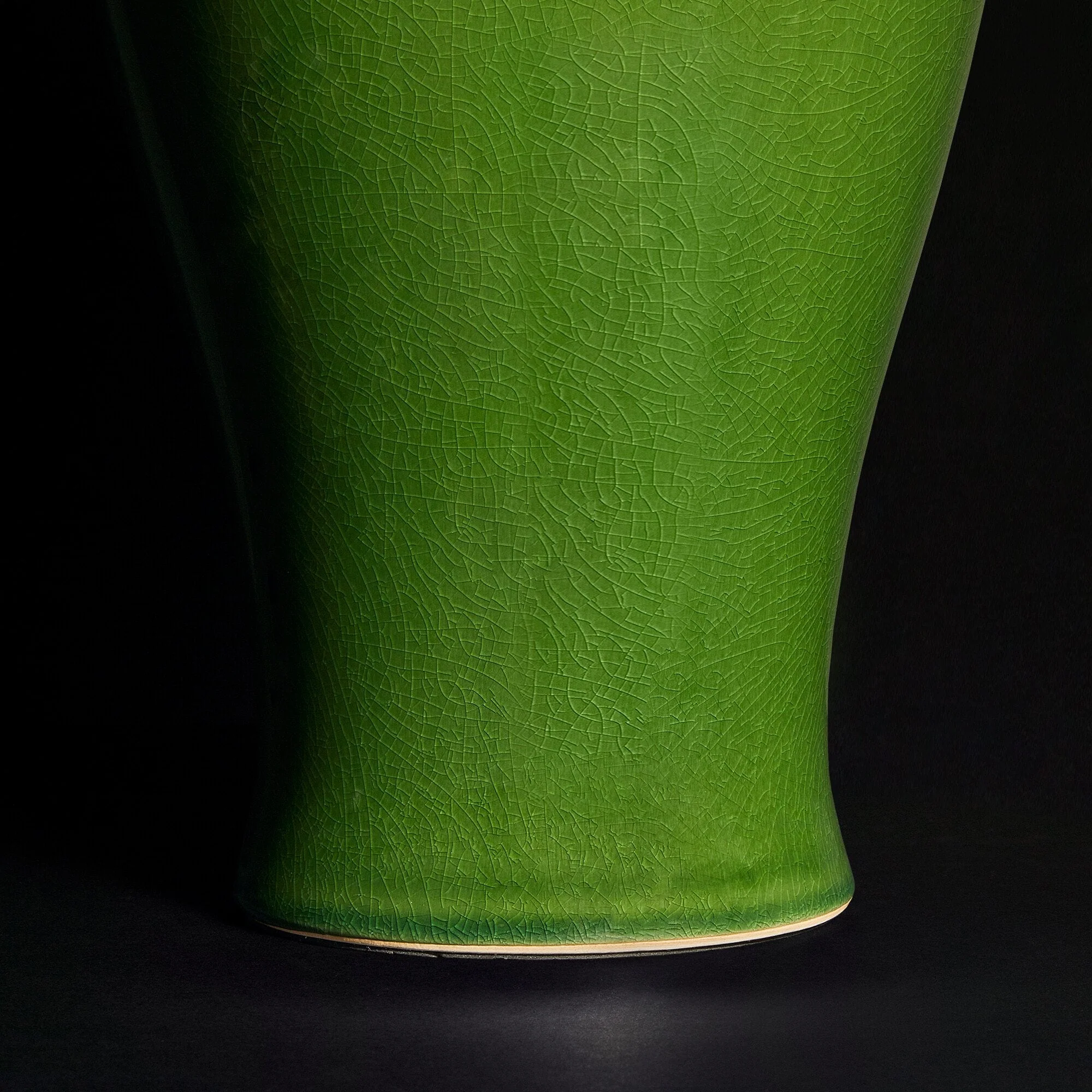 Larger Lolita table lamp in an emerald glaze - Image 6