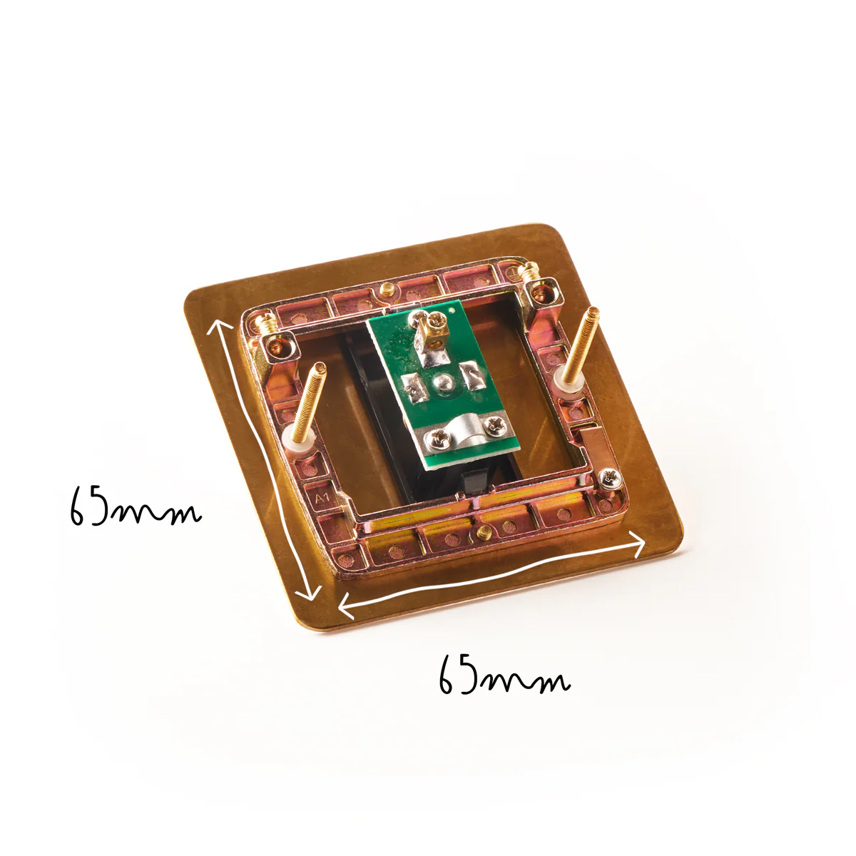 Lucian coaxial socket single outlet in top brass - Image 5
