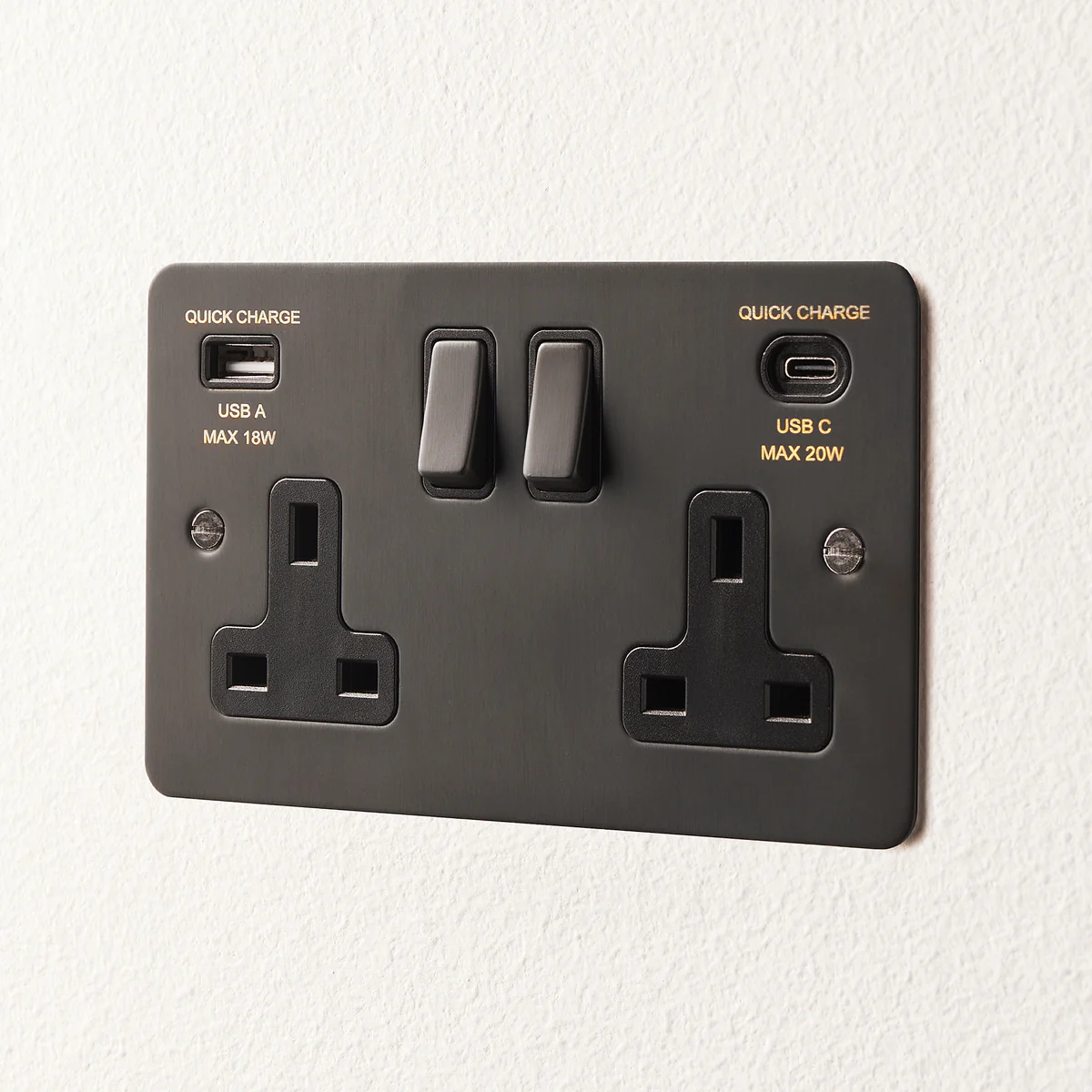 Lucian double socket with USB type A & C with black inserts in bronze - Image 2