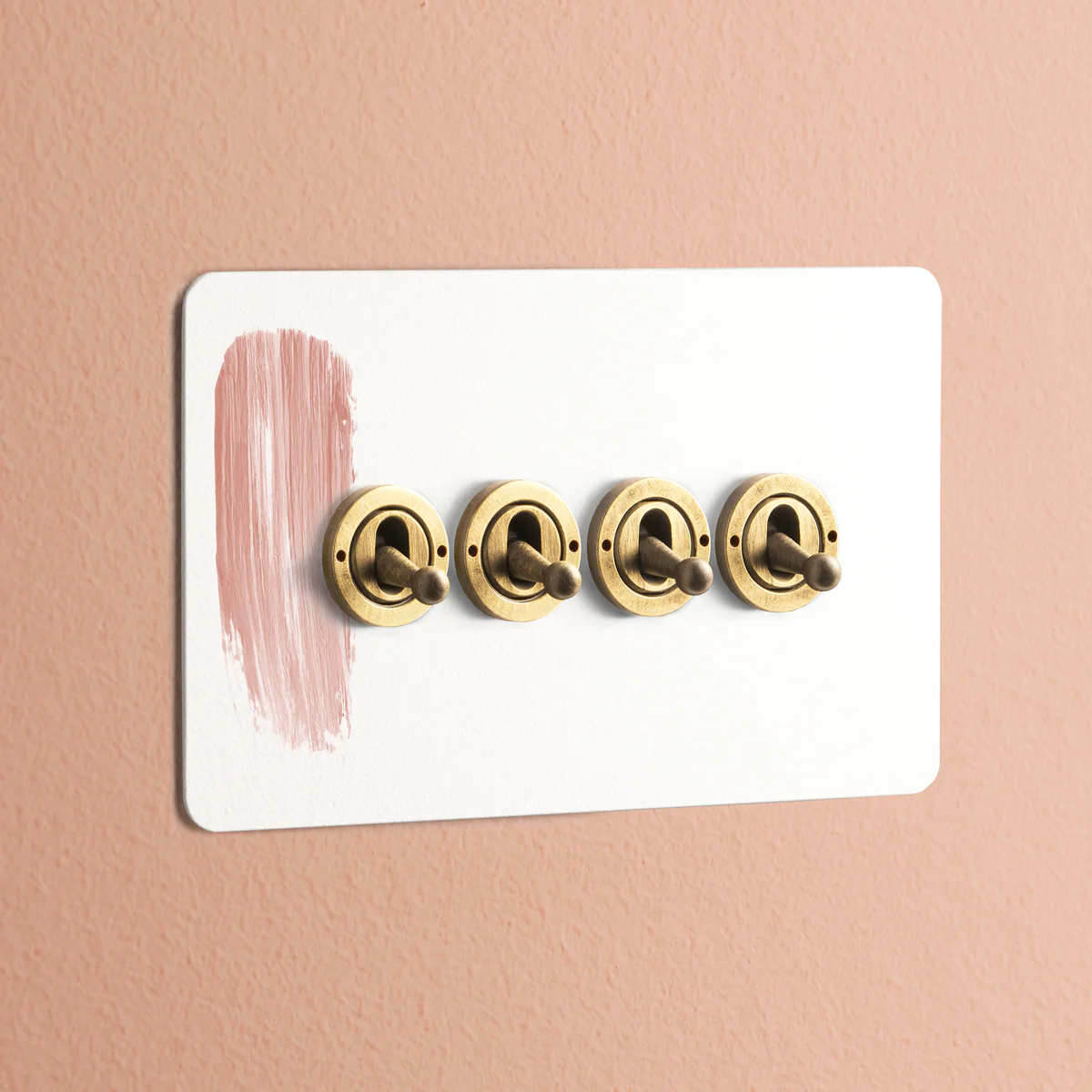 Lucian four gang 2 way toggle switch in a paintable finish - Image 2