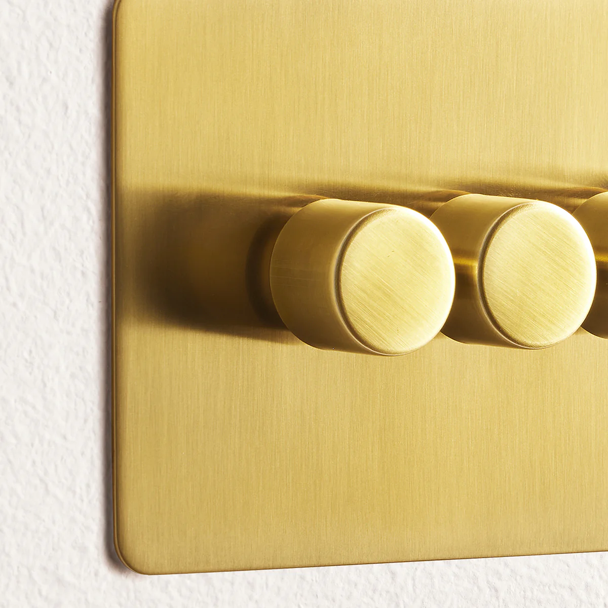 Lucian four gang dimmer switch in top brass - Image 4