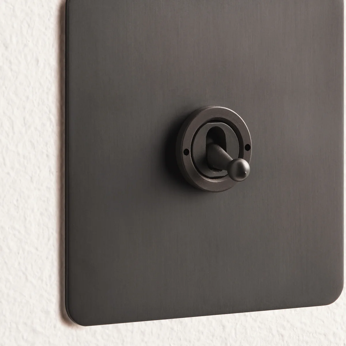 Lucian one gang intermediate toggle switch in bronze - Image 4