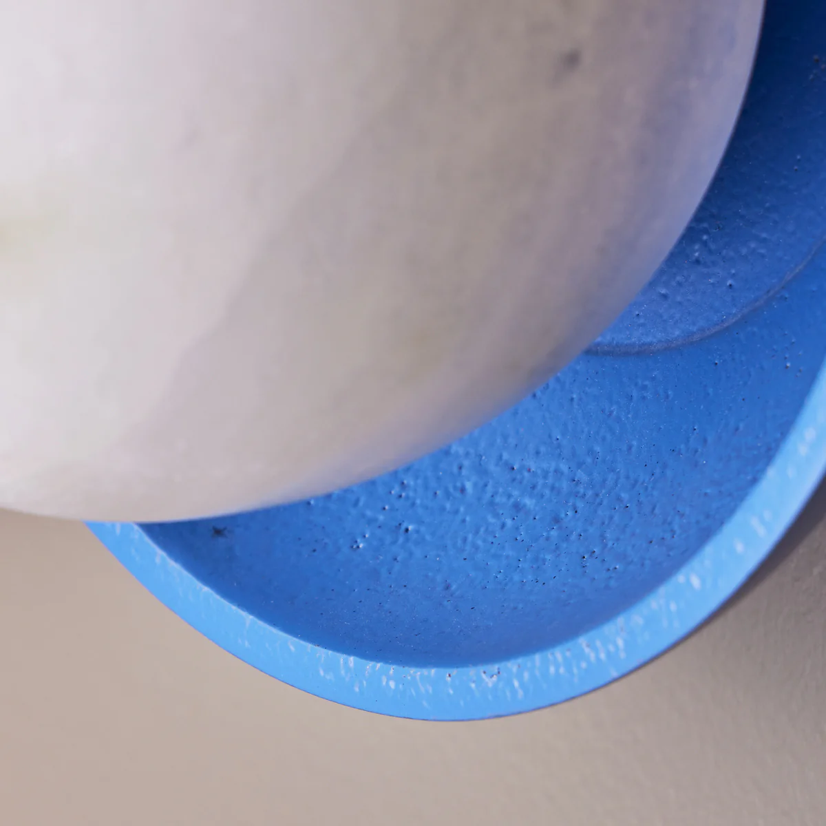 Luna wall light in klein blue by Matthew Williamson - Image 6