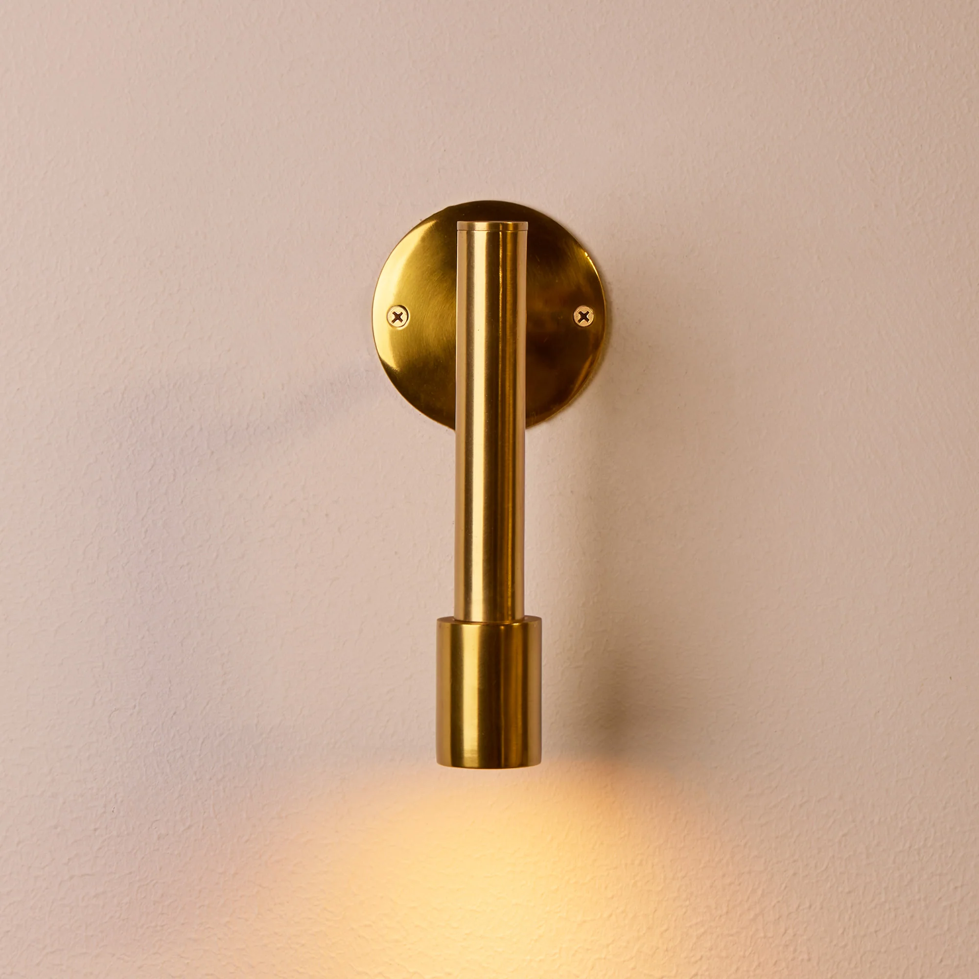 Maggie Wall Light in brass - Image 8