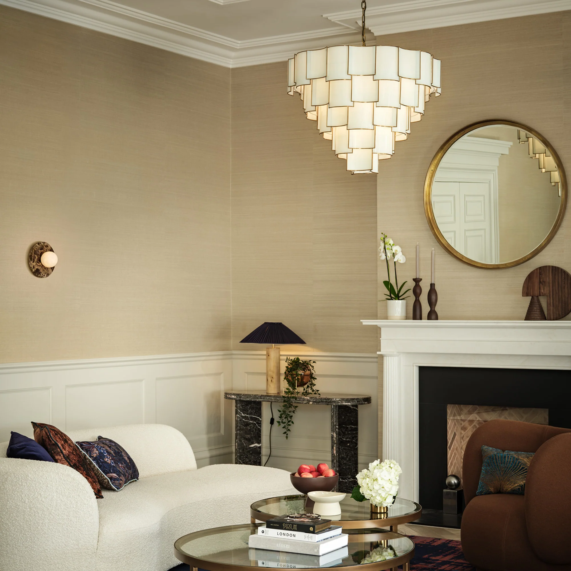 Magnus Chandelier in Opaline Glass - Image 6