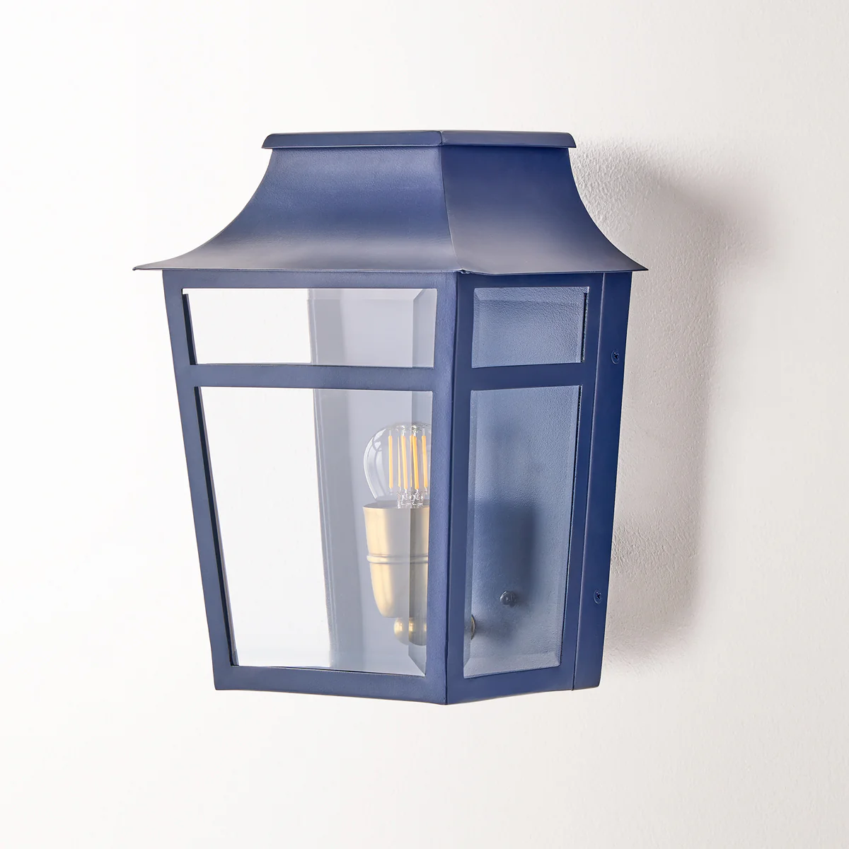 Majorelle ip44 wall lantern in Blue - Image 11