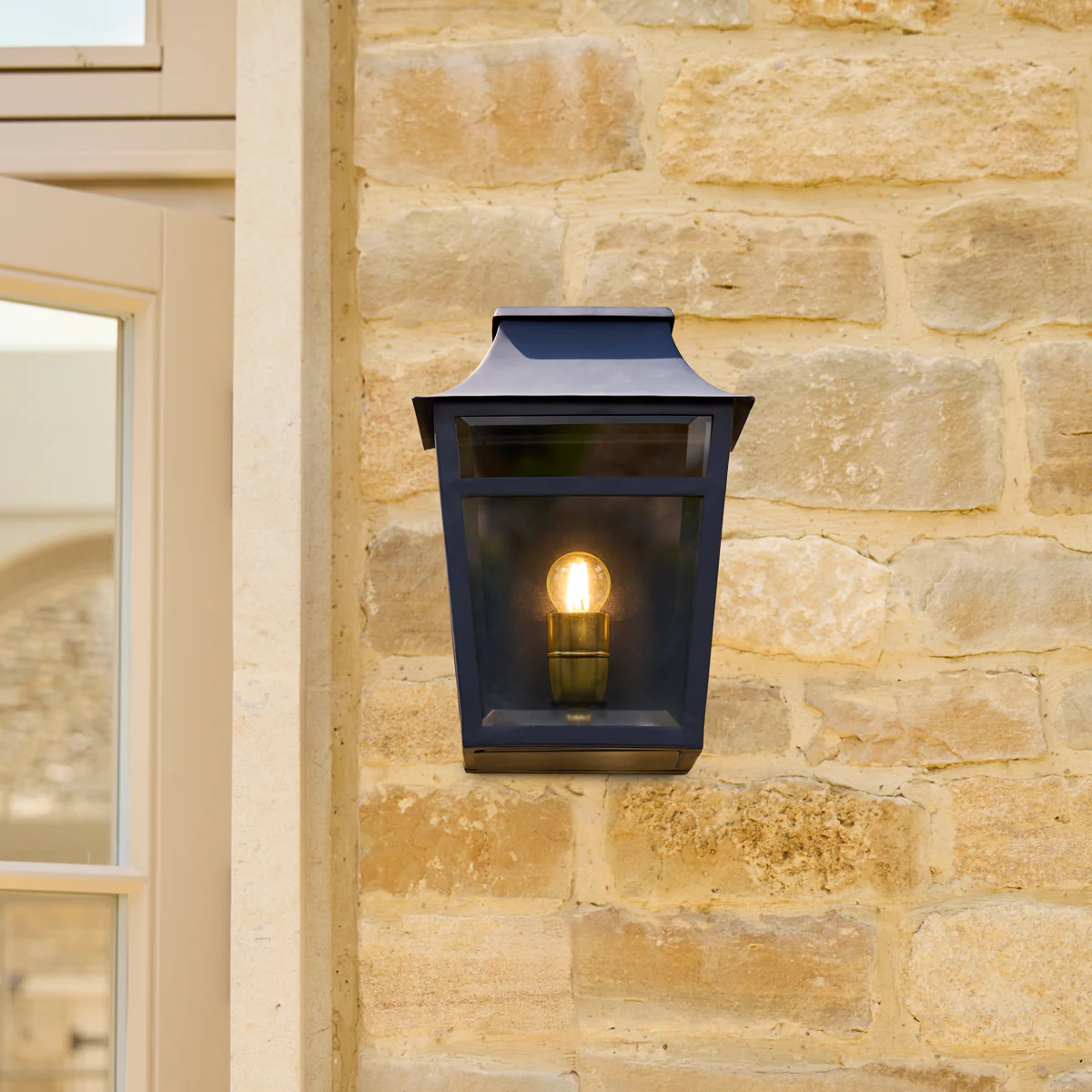 Majorelle ip44 wall lantern in Blue - Image 6